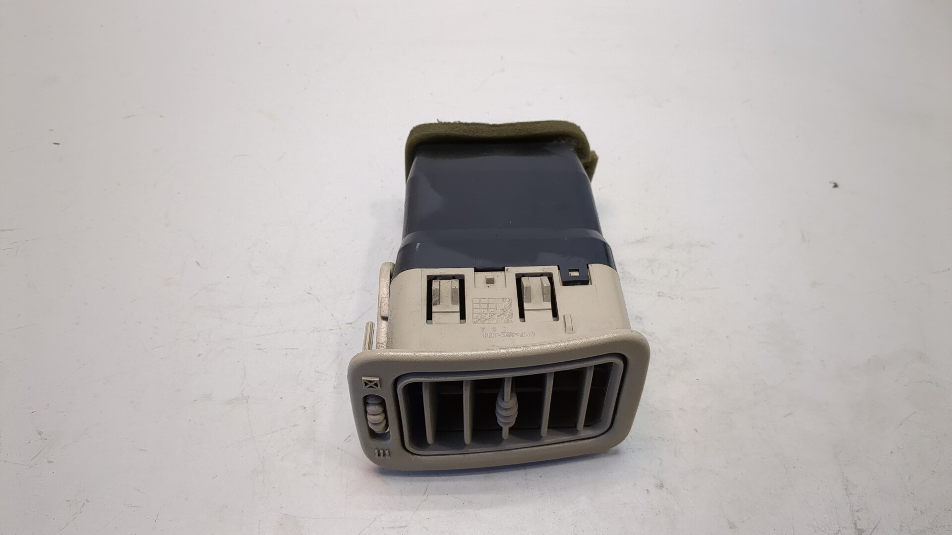 Дефлектор воздушный