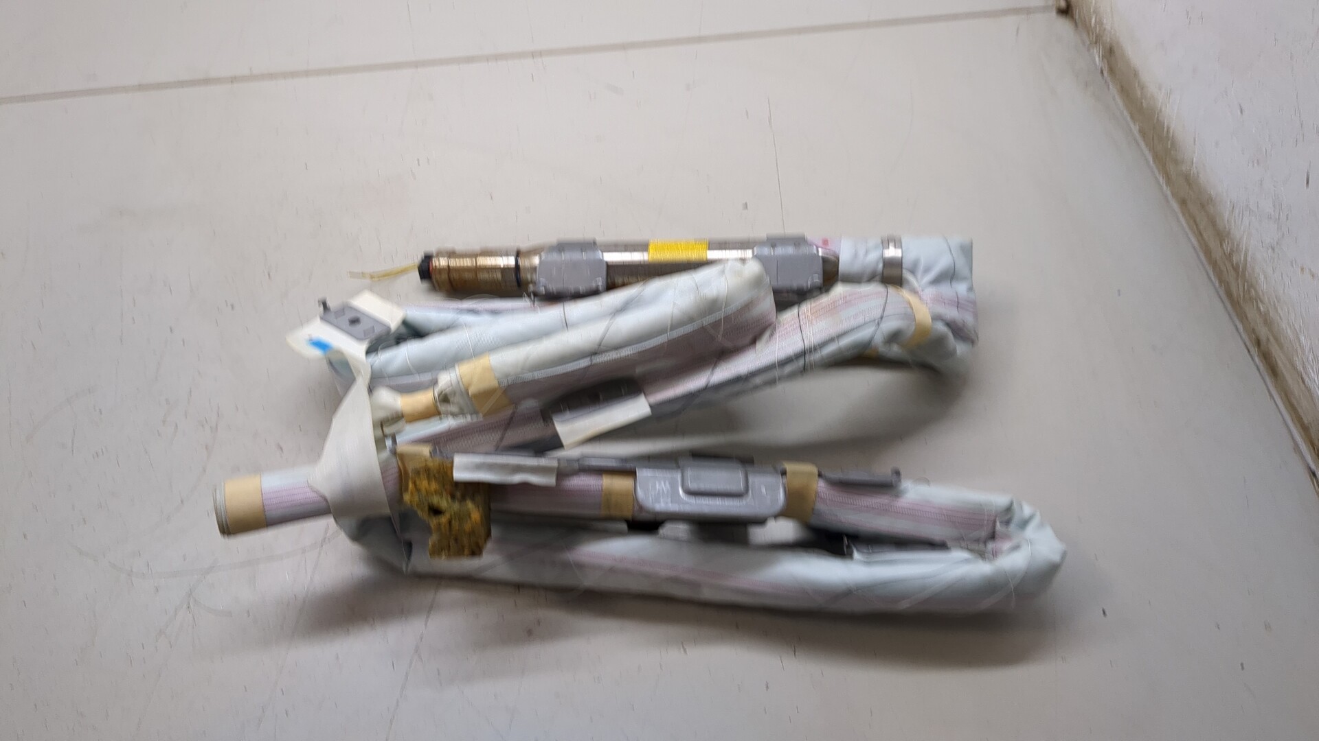 Подушка безопасности боковая (шторка)