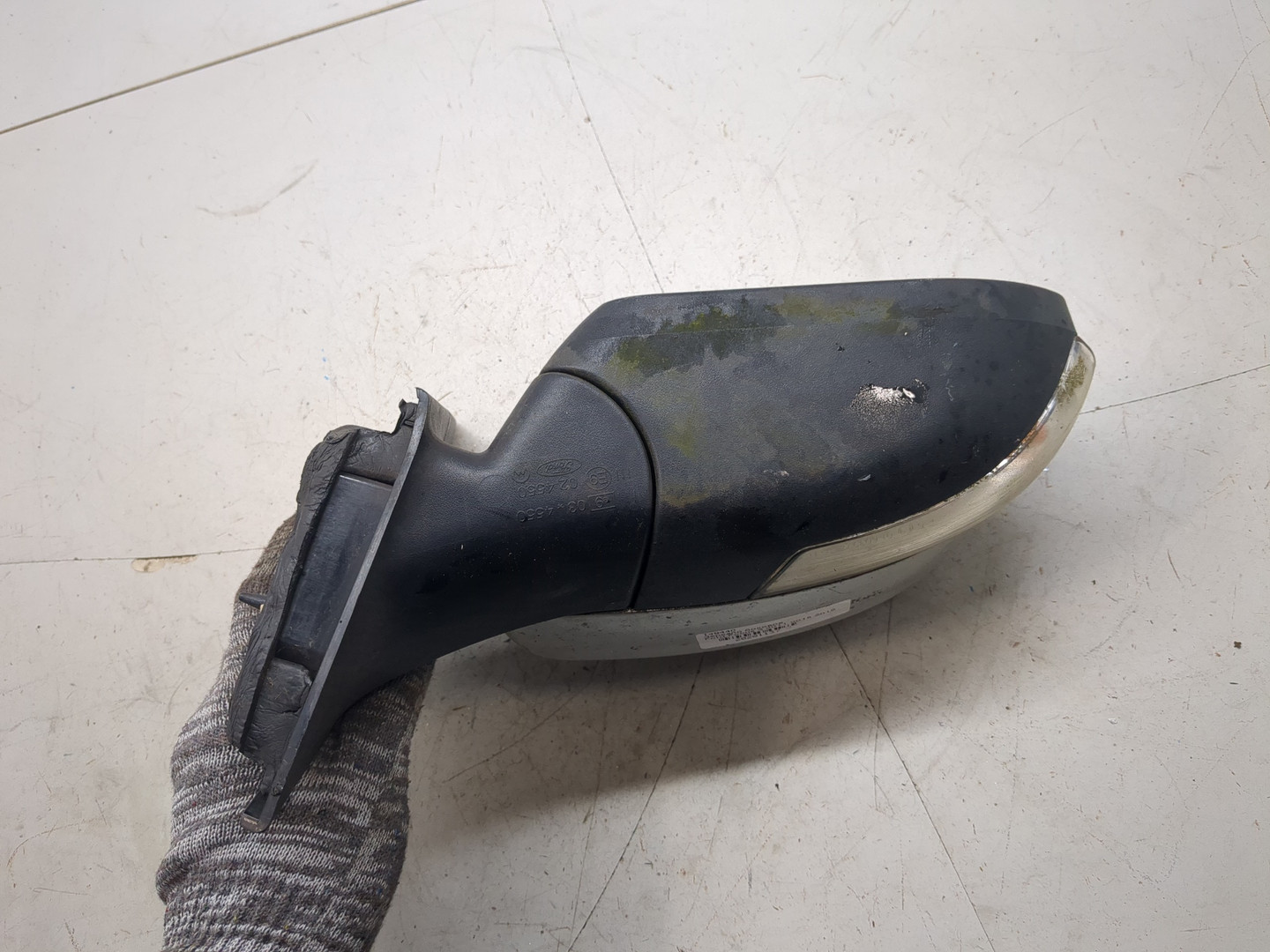 Зеркало правое электрическое