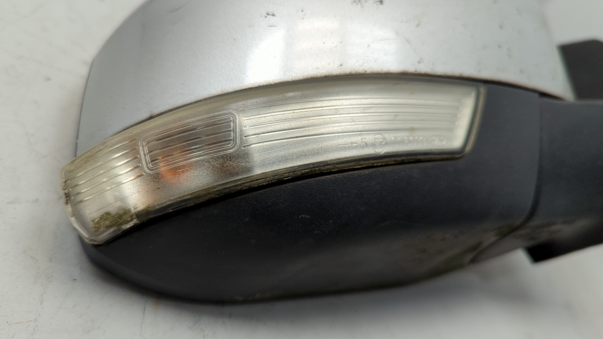 Зеркало правое электрическое