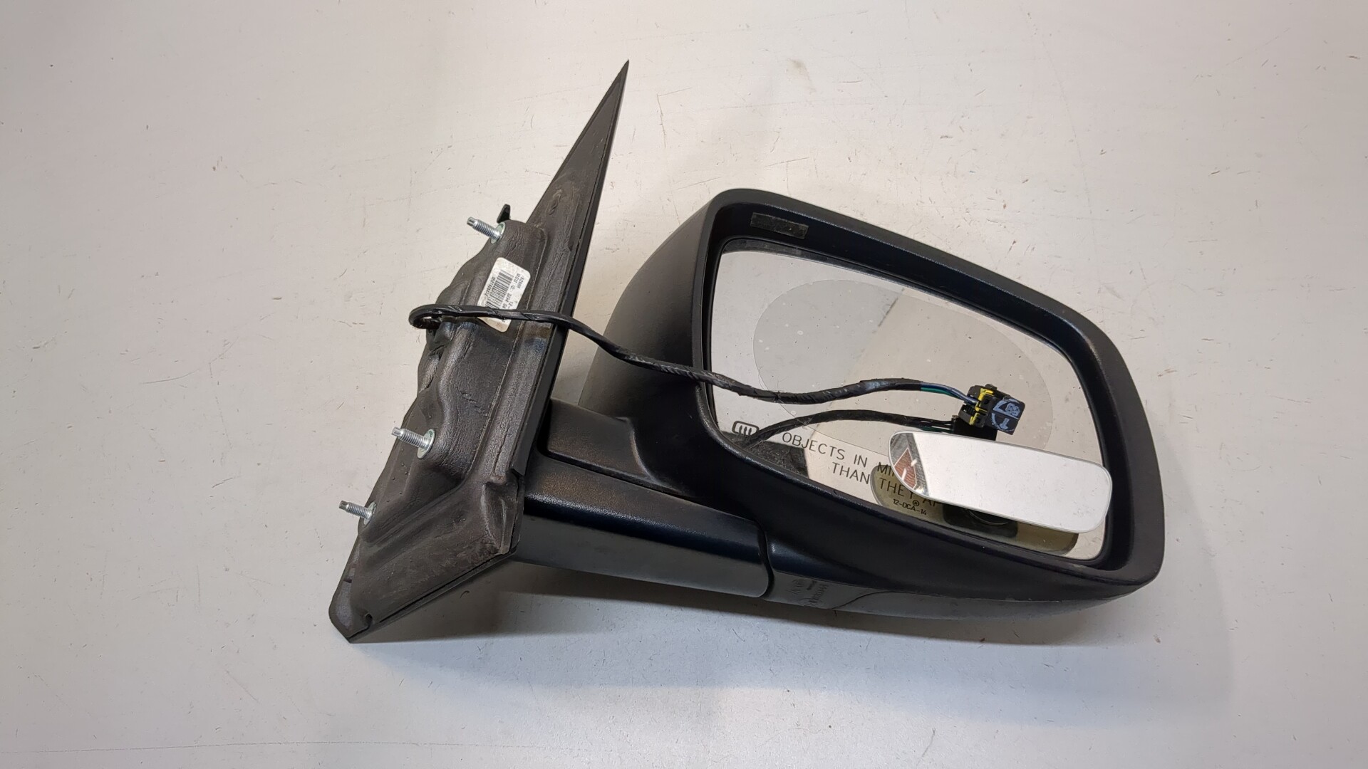 Зеркало правое электрическое