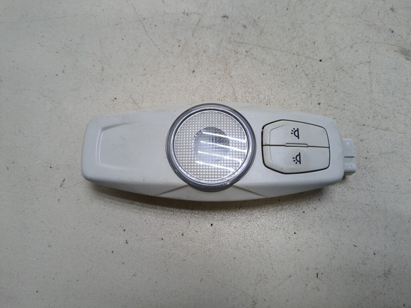 Плафон салонный