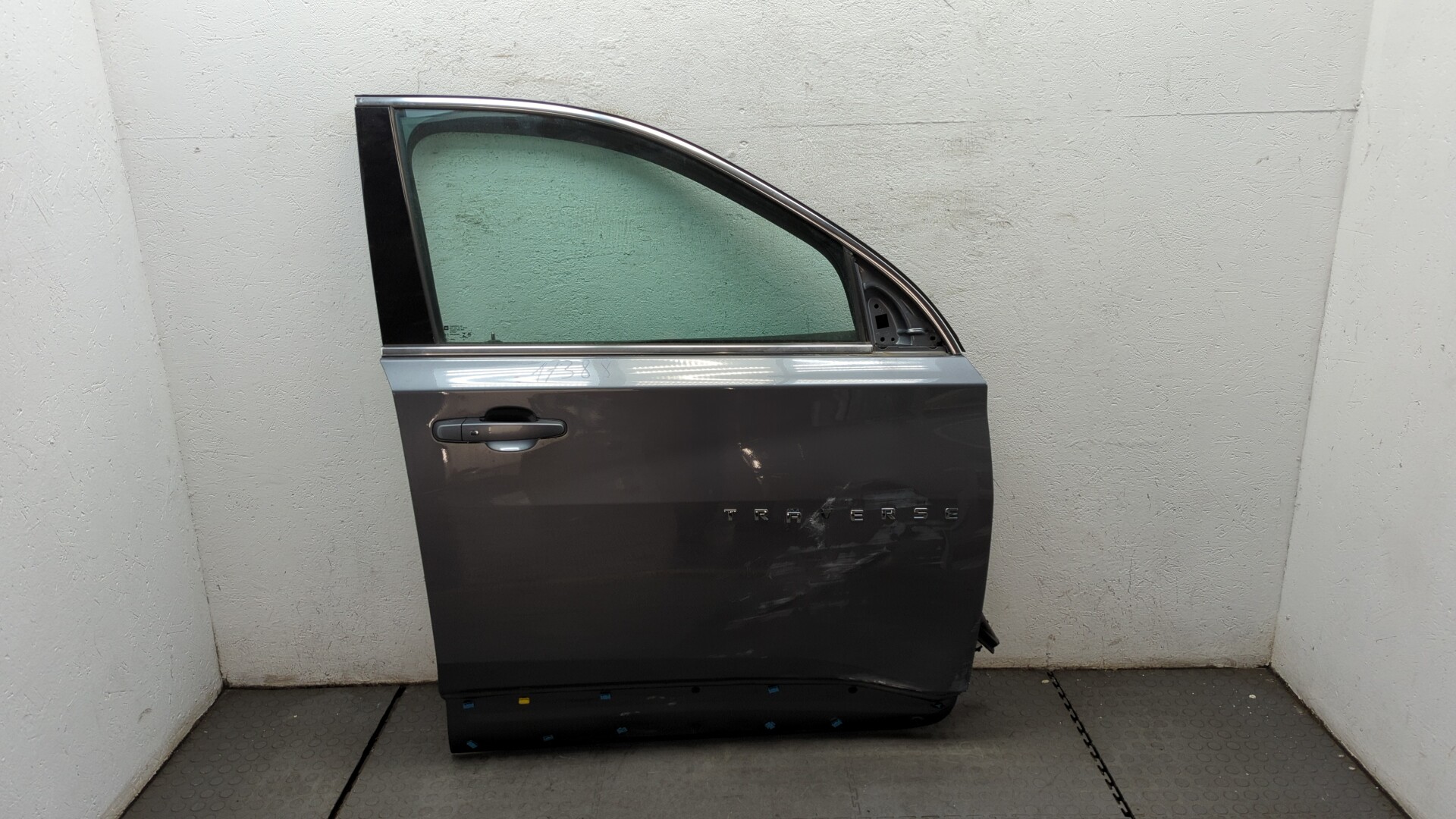 Дверь передняя правая