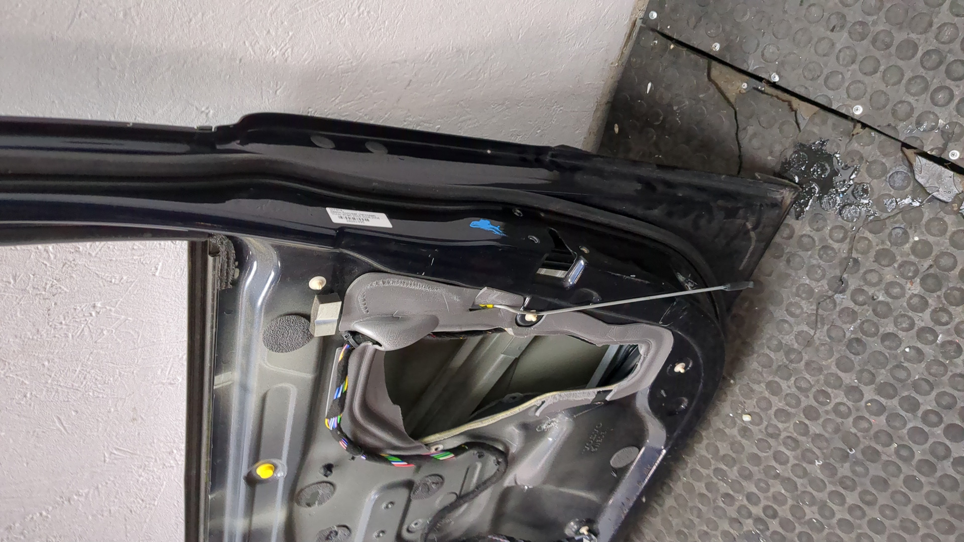 Дверь передняя правая