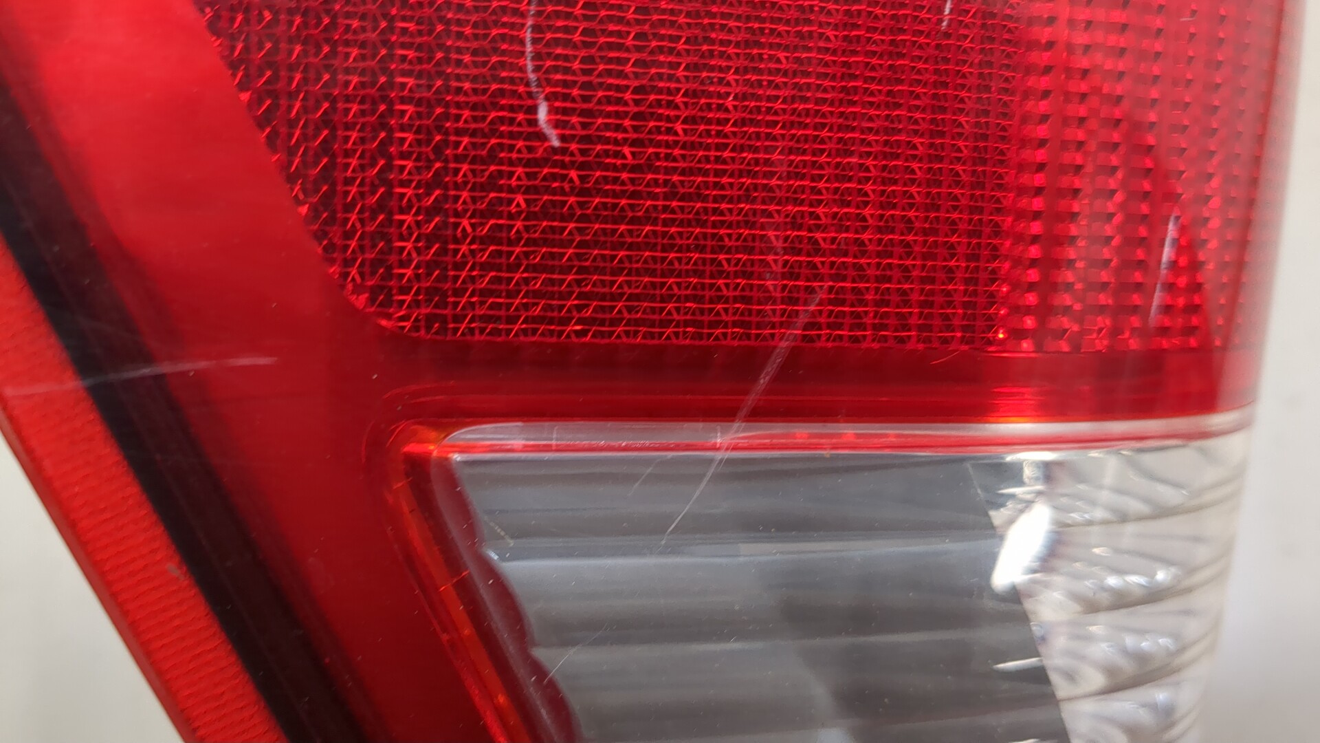 Фонарь задний левый