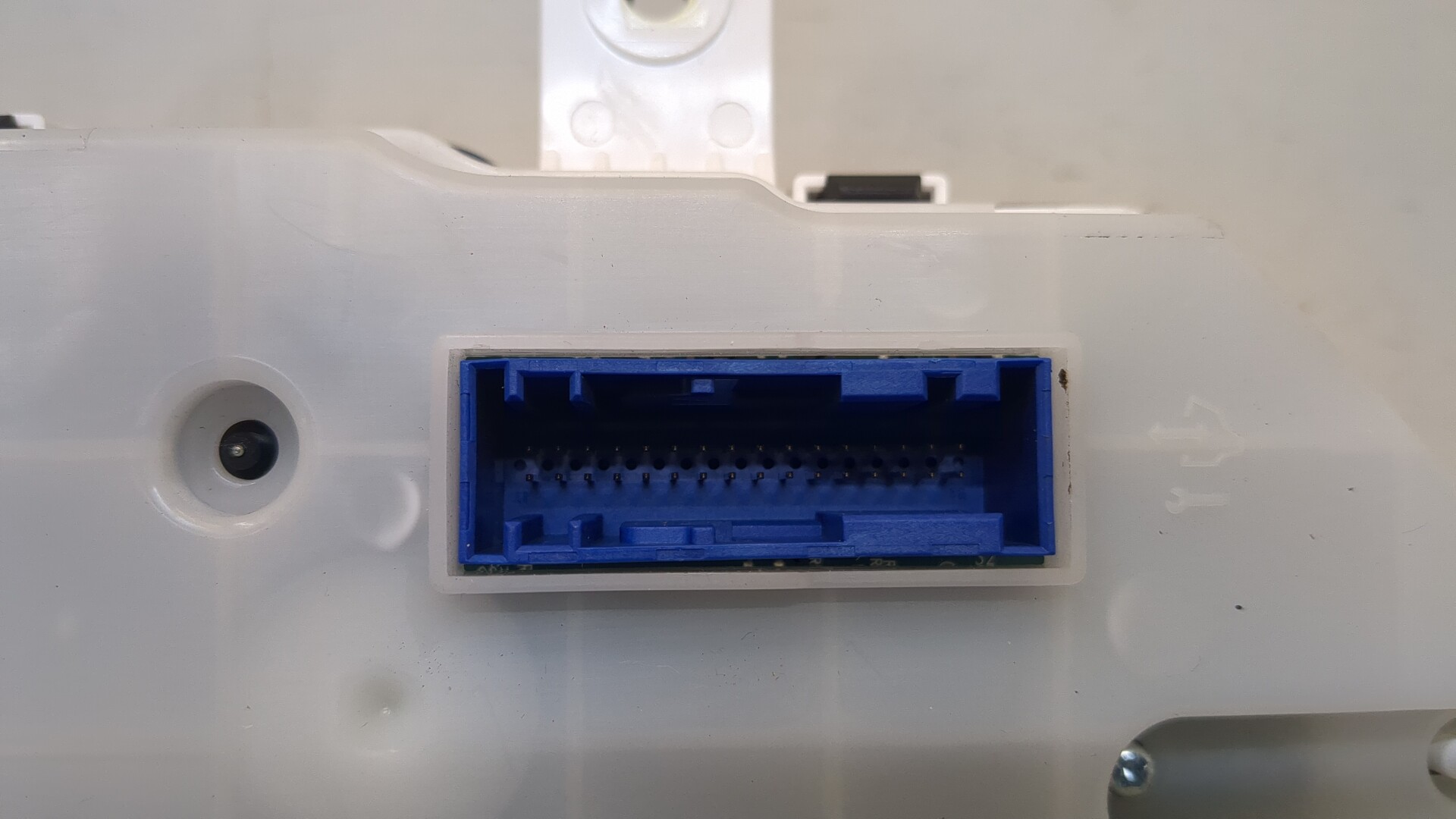 Панель приборов