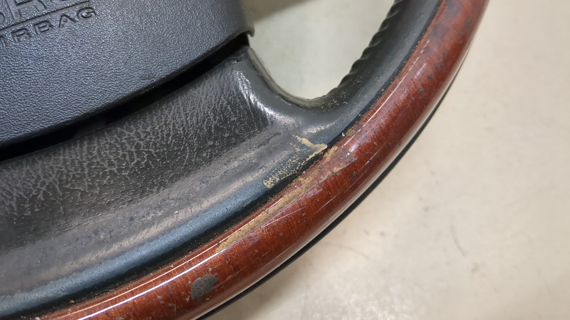 Рулевое колесо (руль)