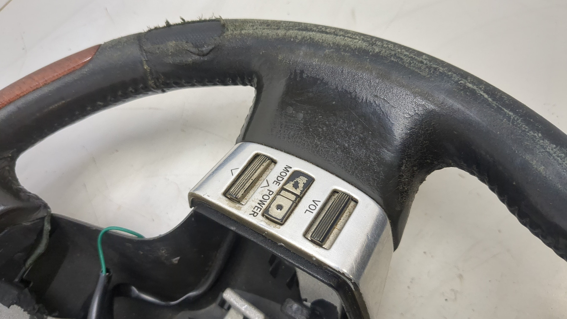 Рулевое колесо (руль)