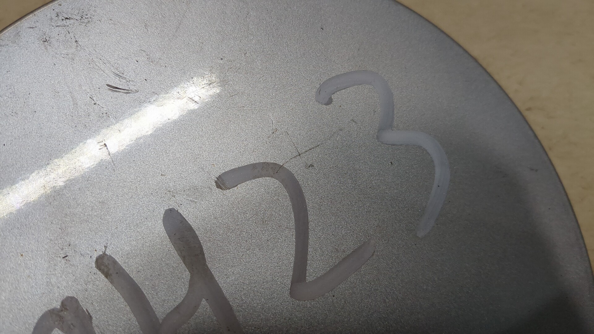 Лючок бензобака