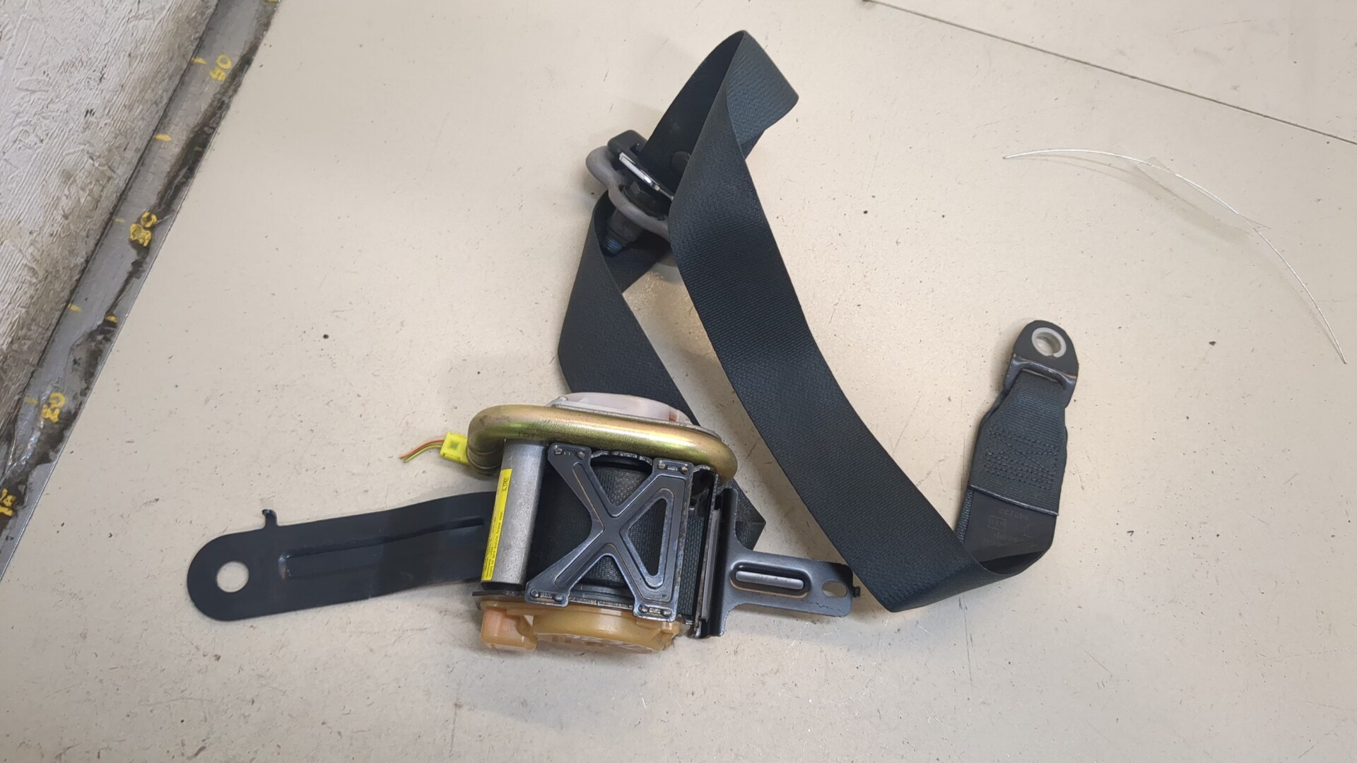 Ремень безопасности