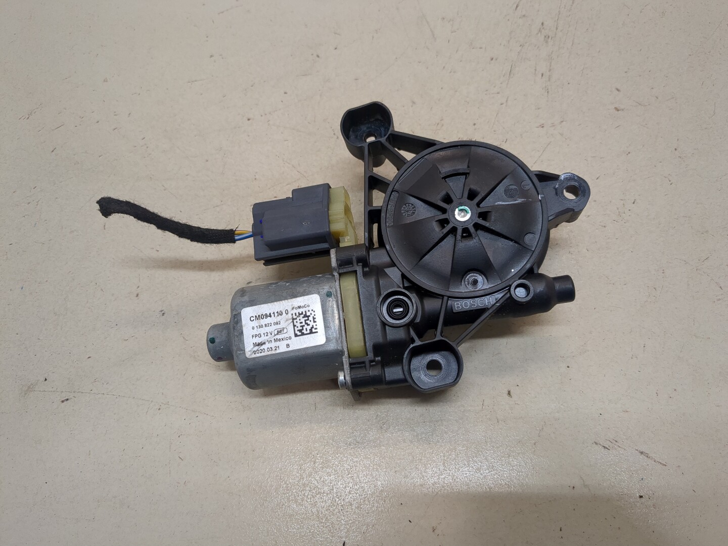 Моторчик стеклоподъемника