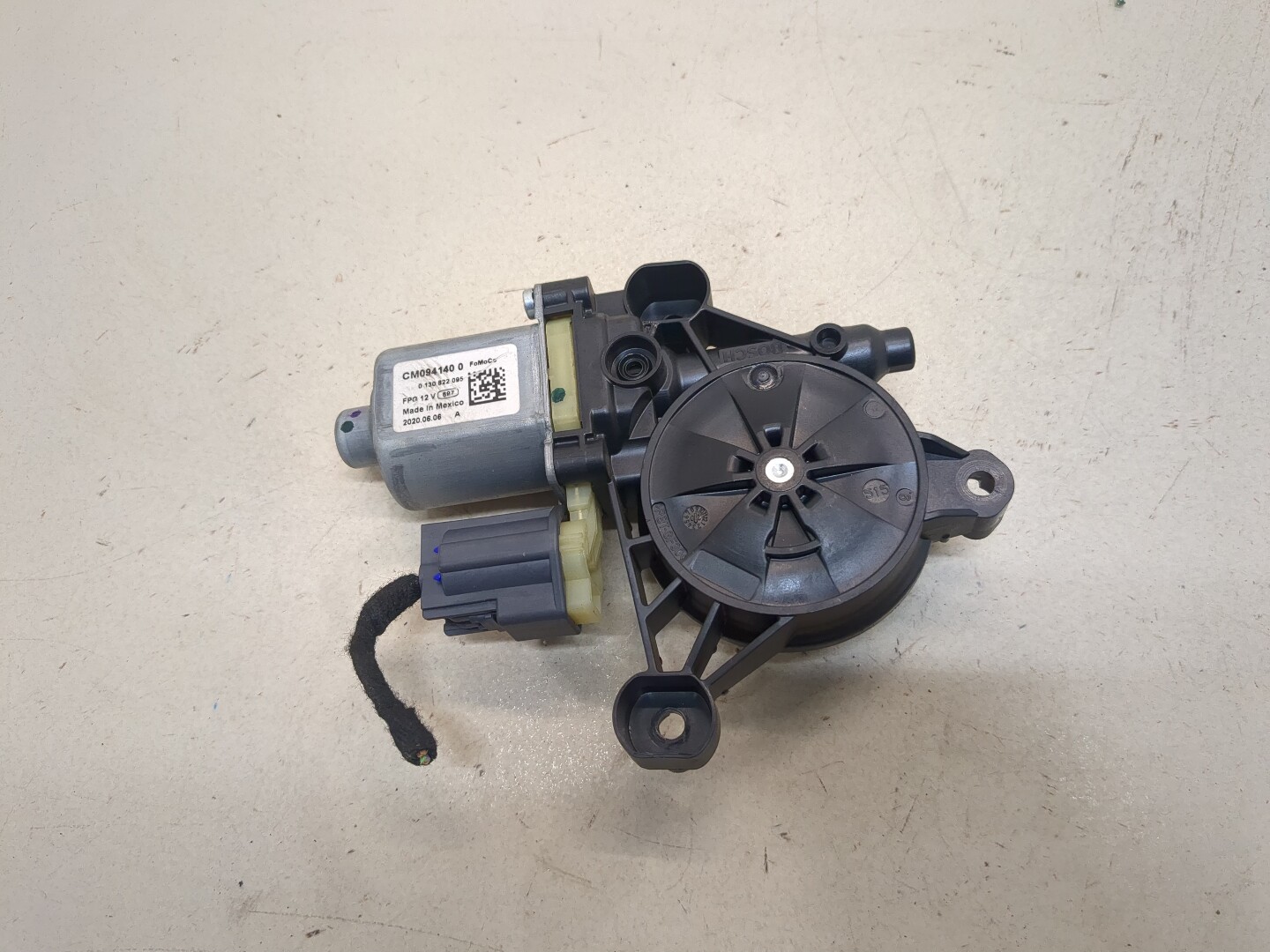 Моторчик стеклоподъемника