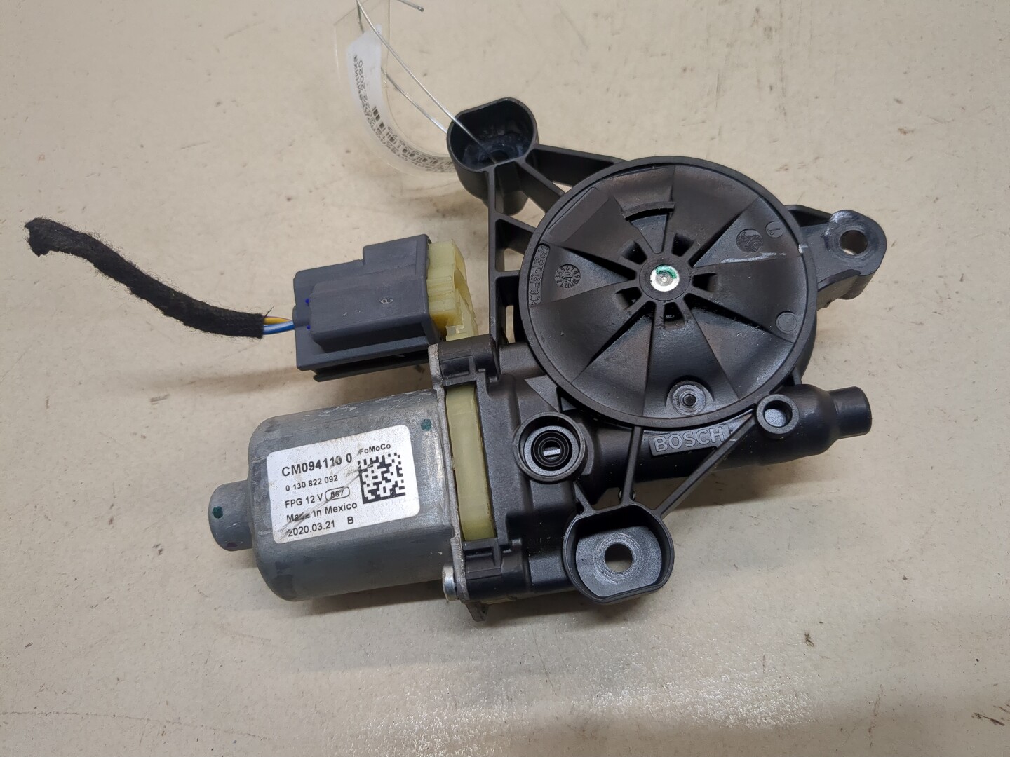 Моторчик стеклоподъемника