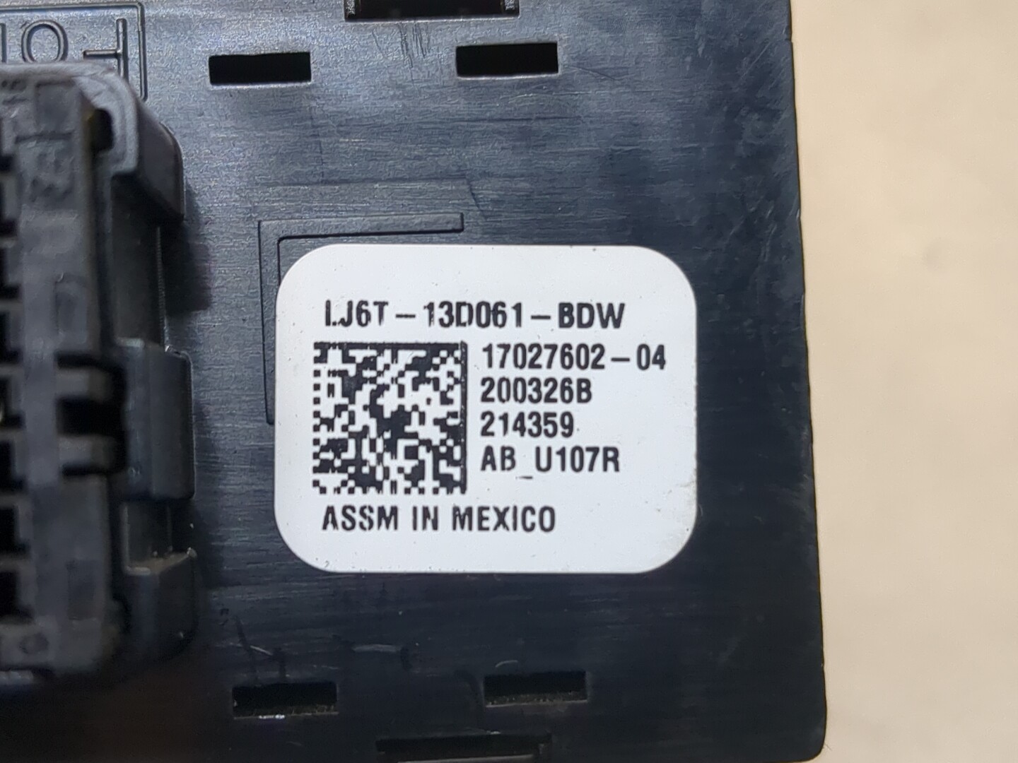 Переключатель света фар