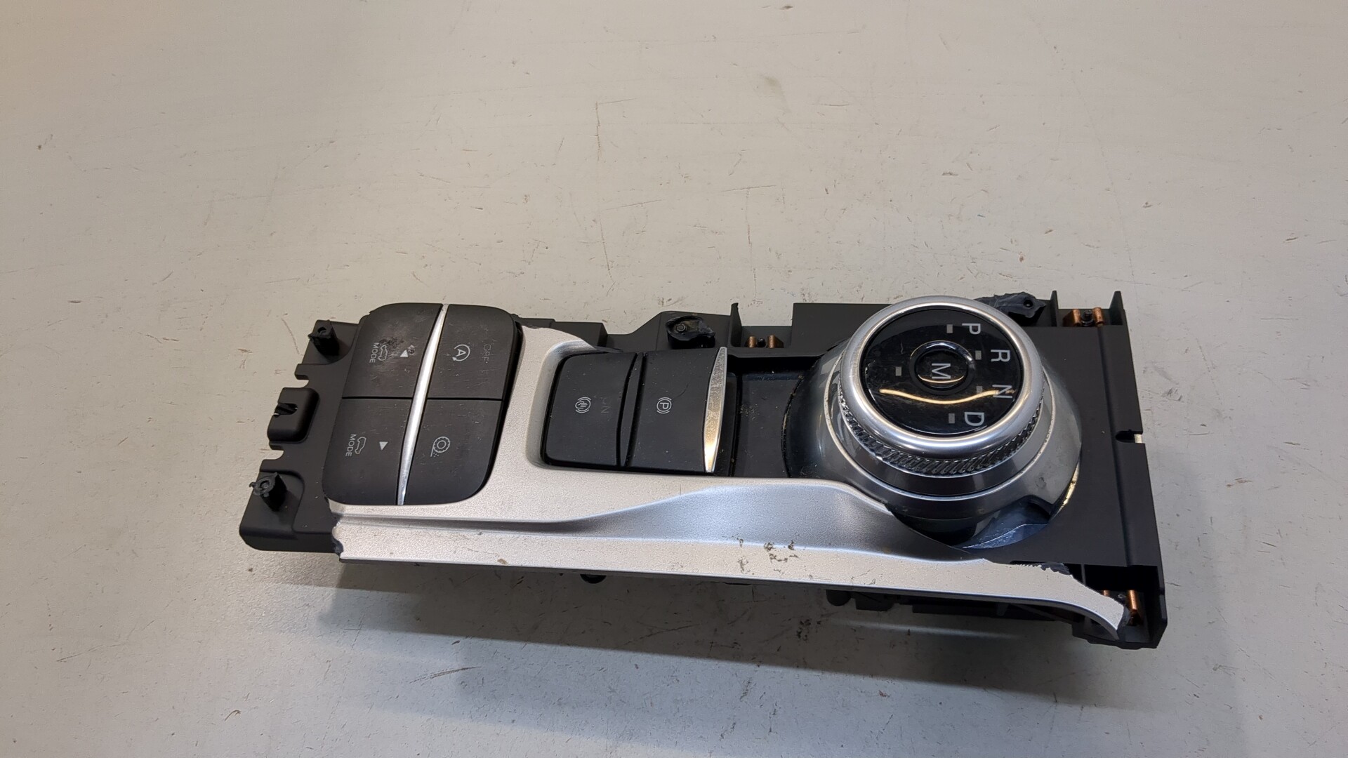 Кулиса МКПП / АКПП