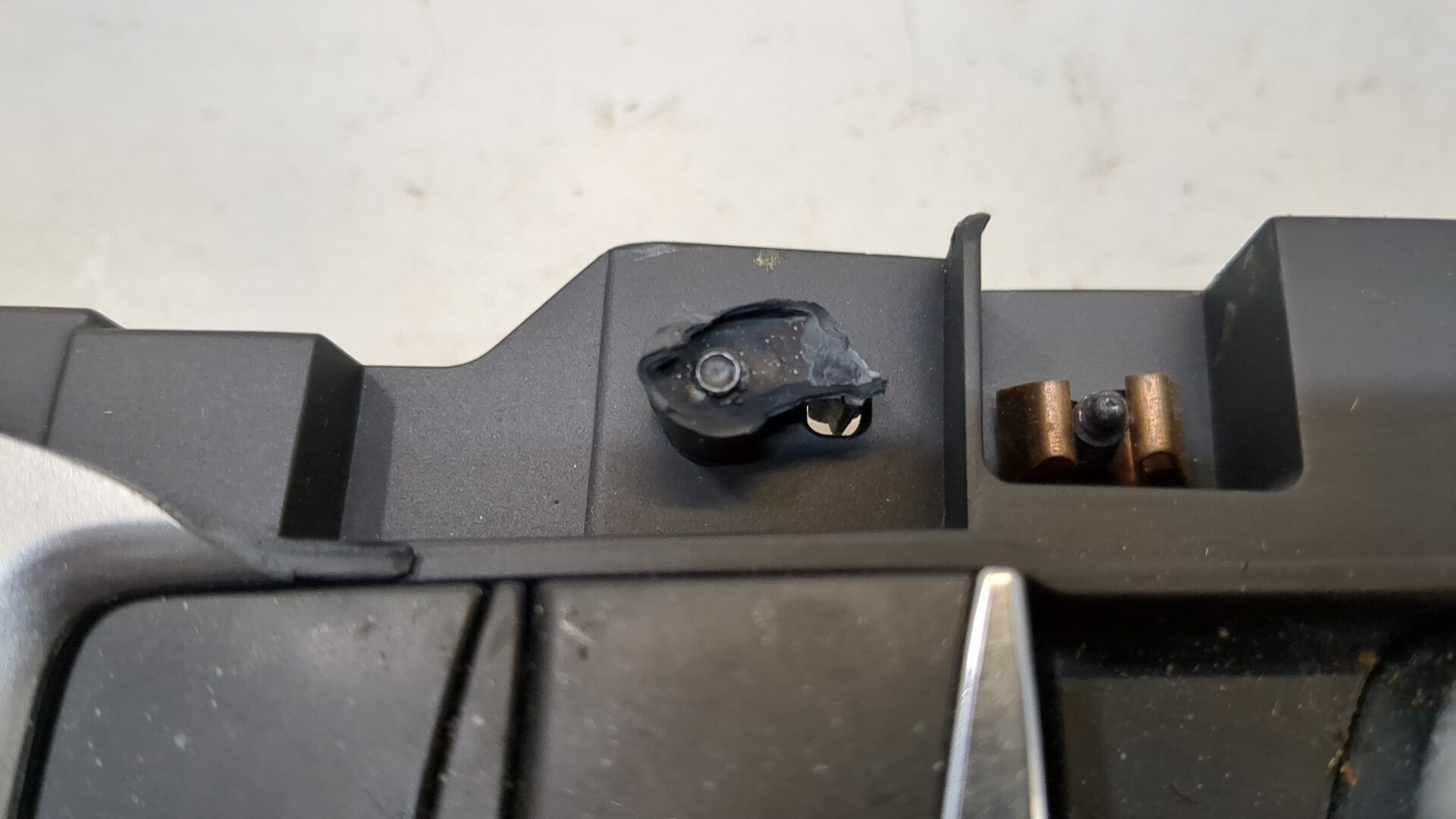 Кулиса МКПП / АКПП