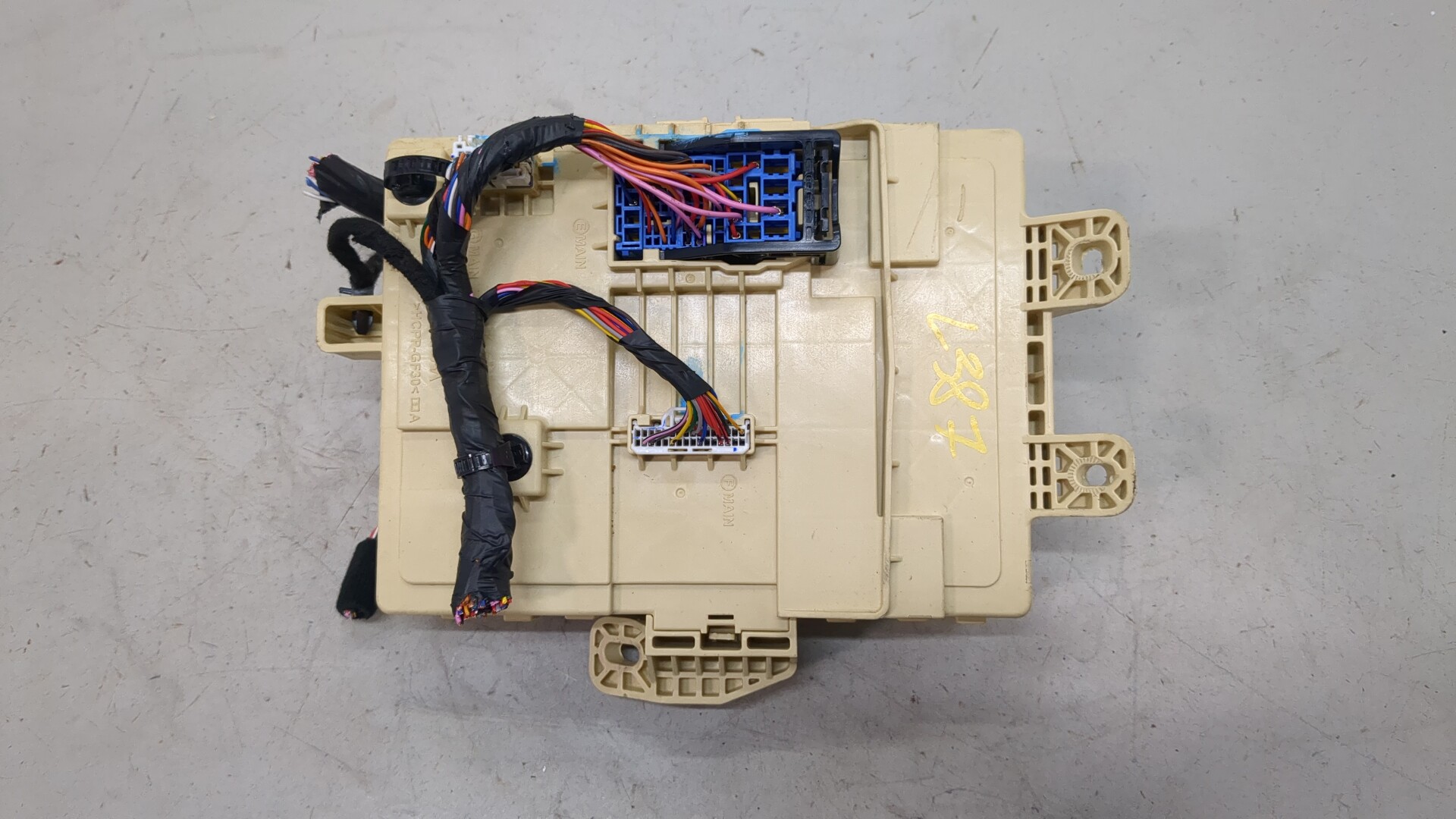 Блок предохранителей