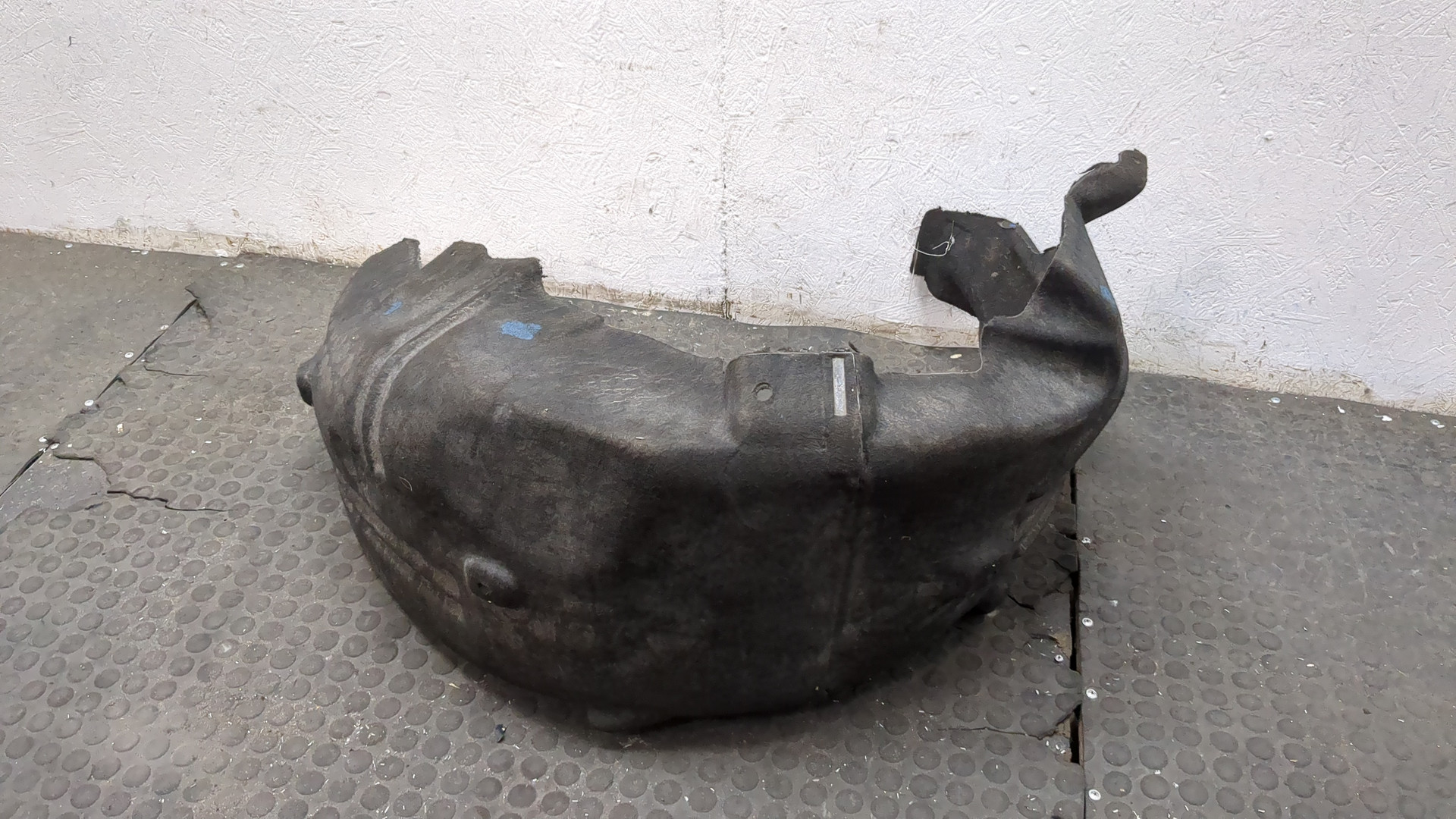 Локер передний левый