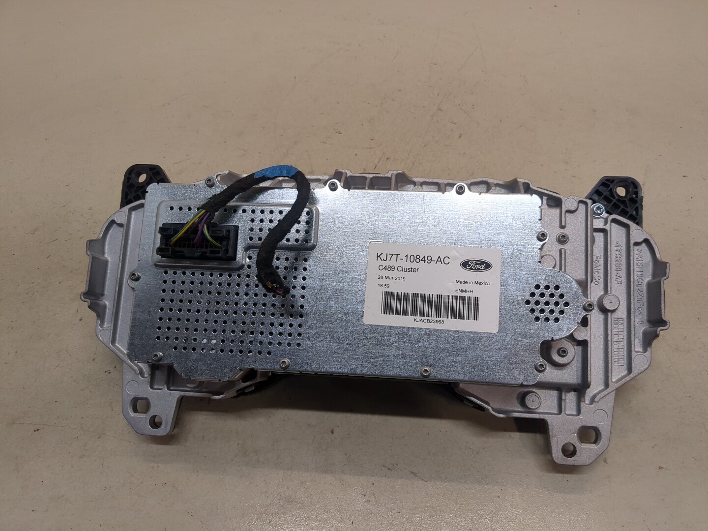 Панель приборов