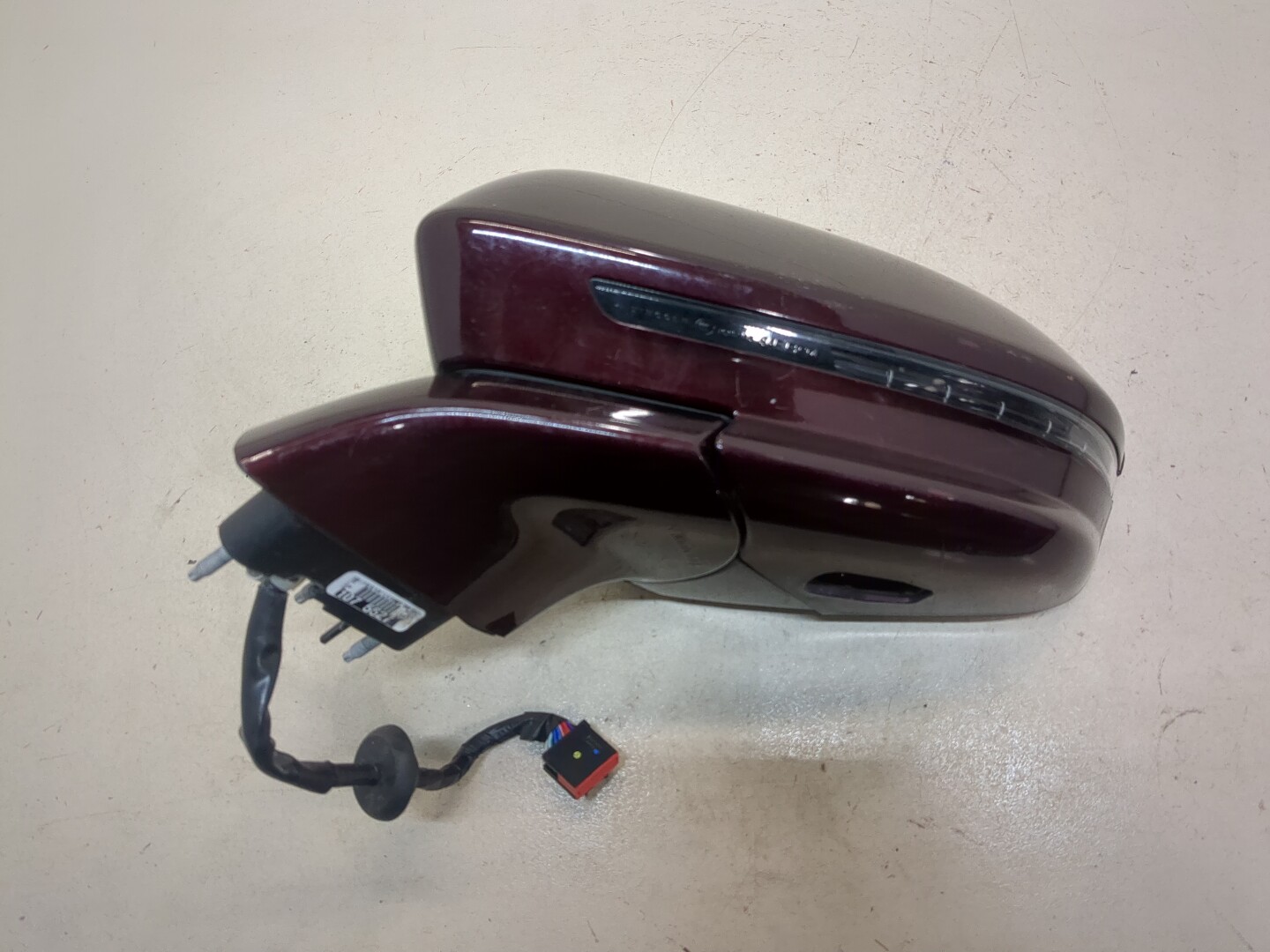 Зеркало левое электрическое