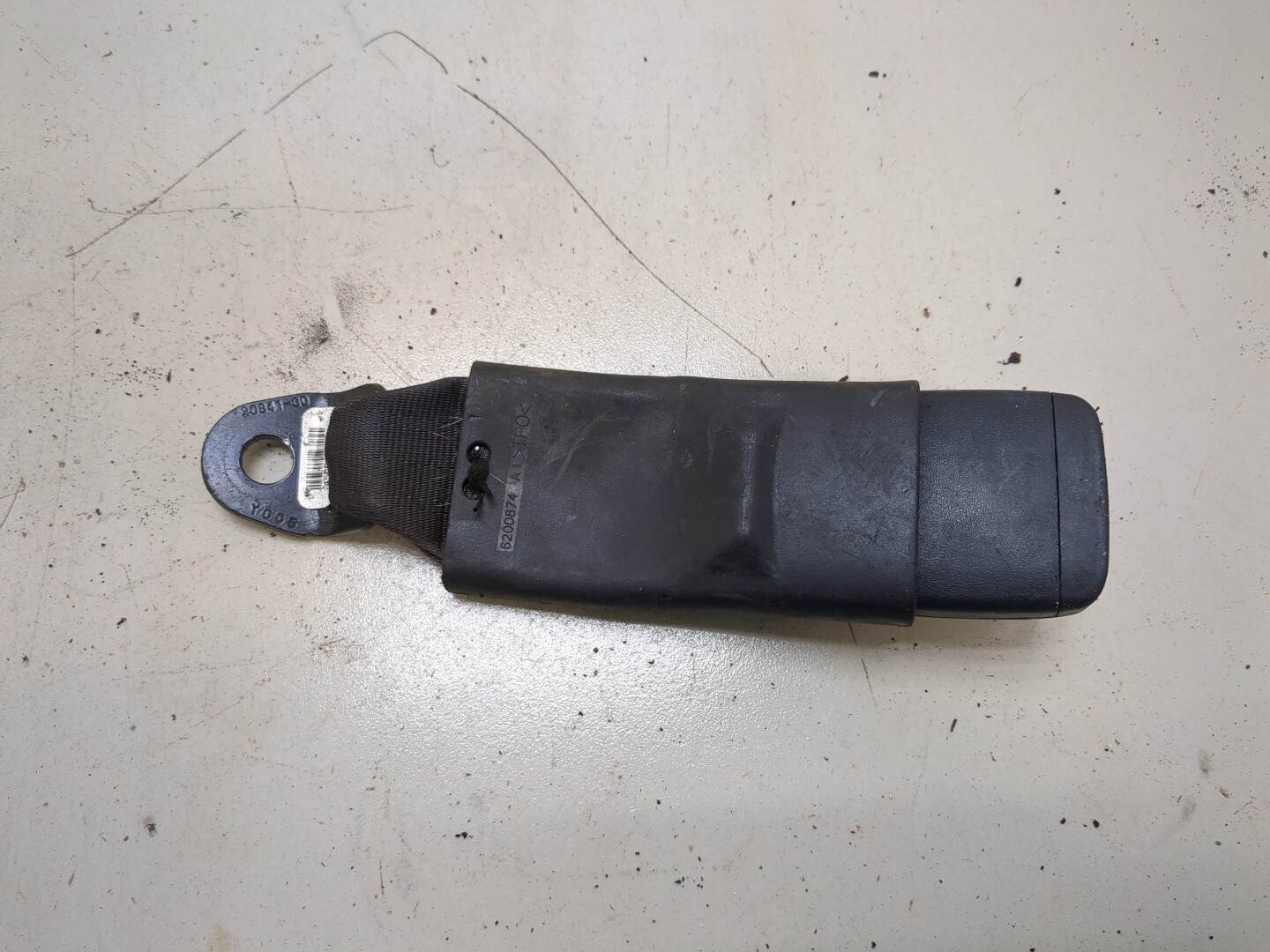 Ответная часть ремня безопасности