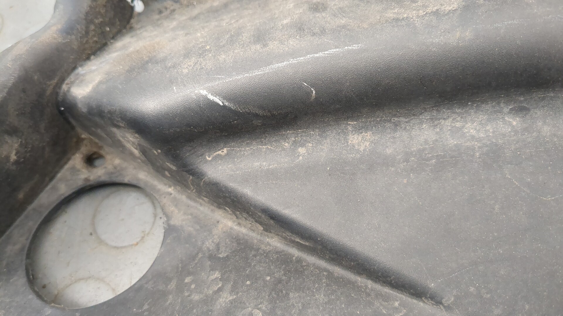 Решетка стеклоочистителей (Жабо)