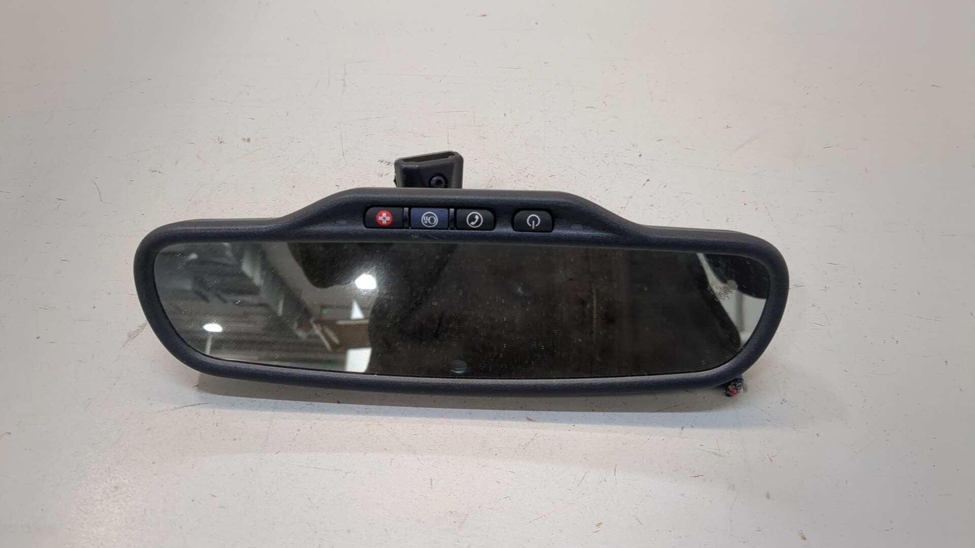 Зеркало заднего вида