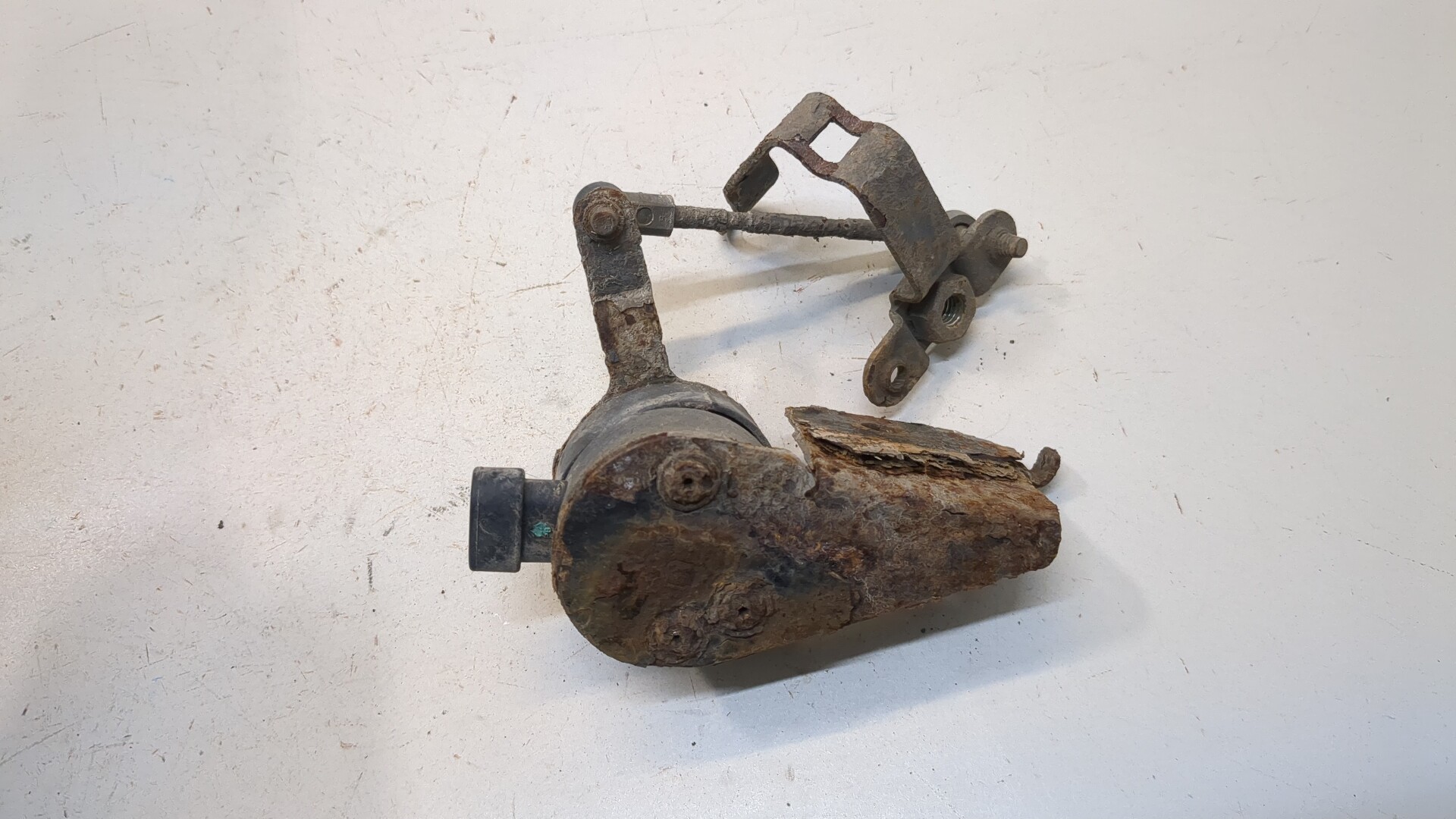 Датчик регулировки дорож. просвета