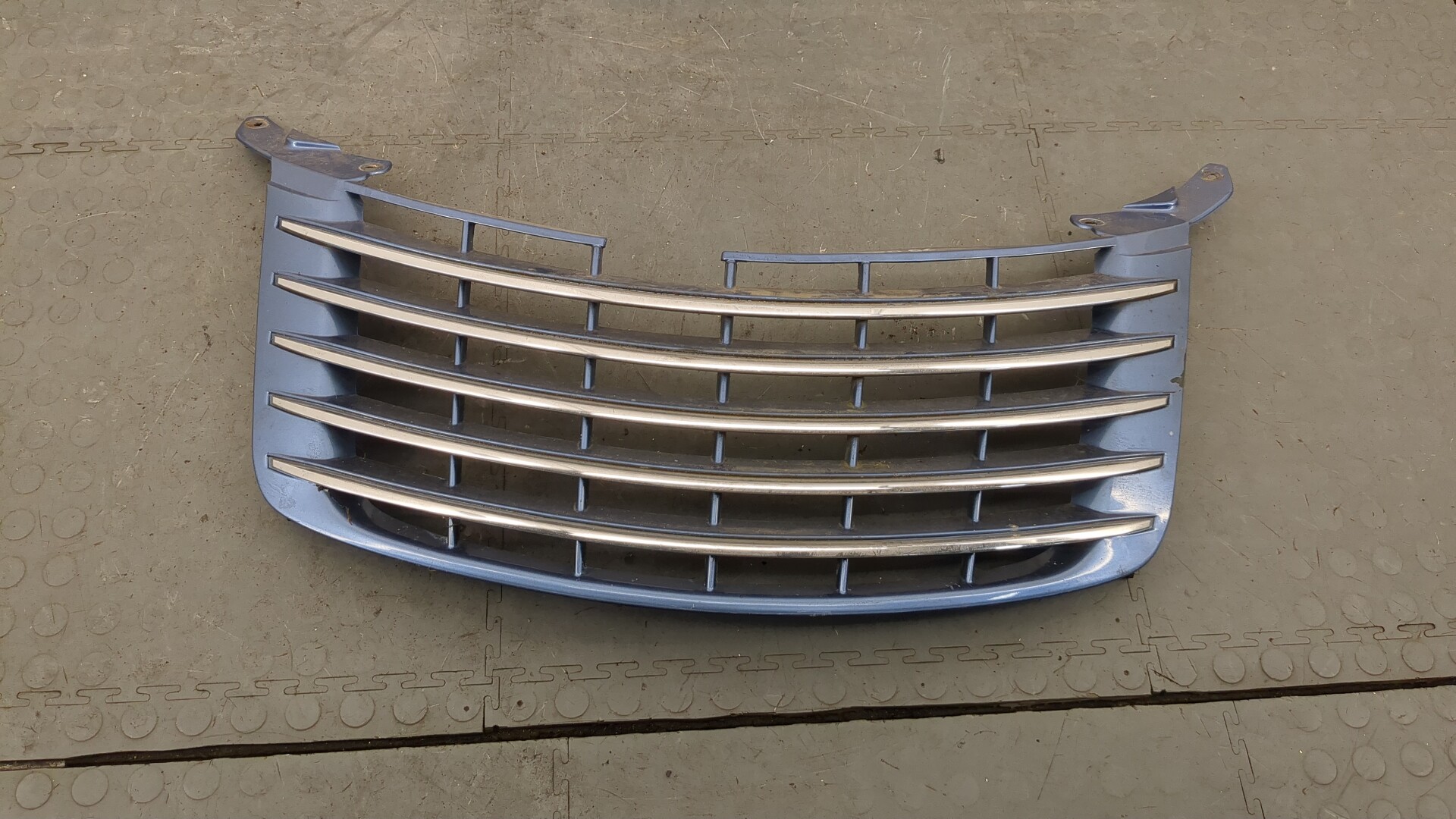 Решетка радиатора