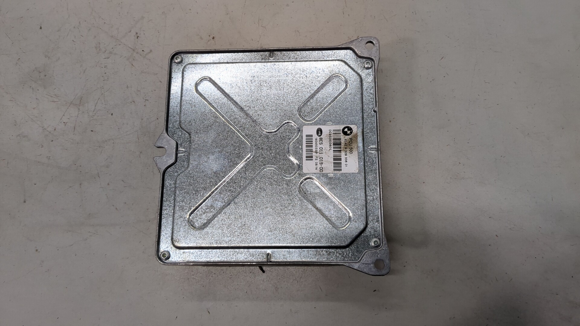 Преобразователь напряжения (адаптер)