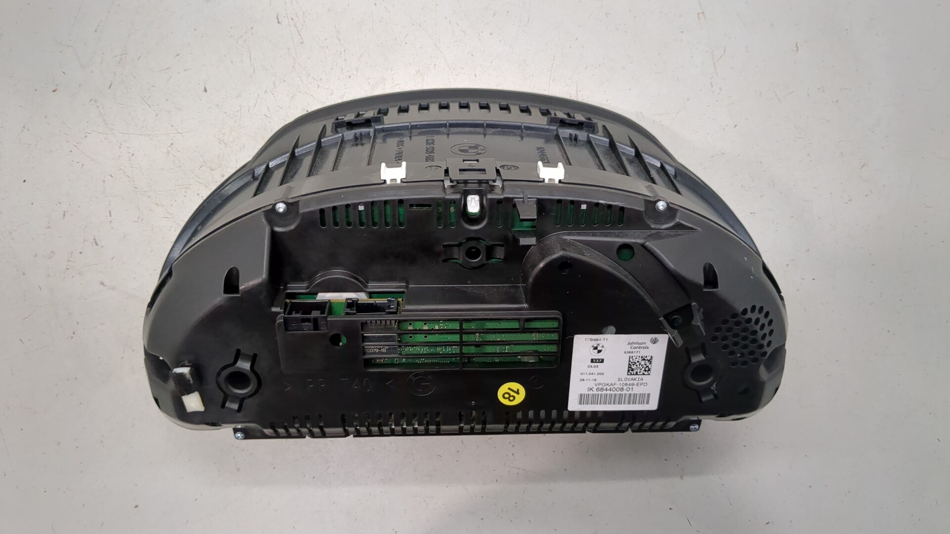 Панель приборов