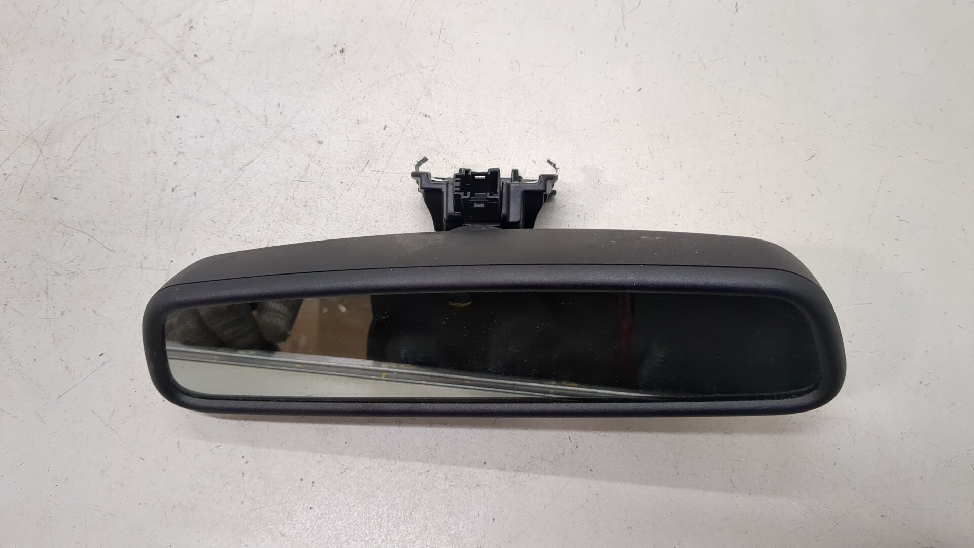 Зеркало заднего вида