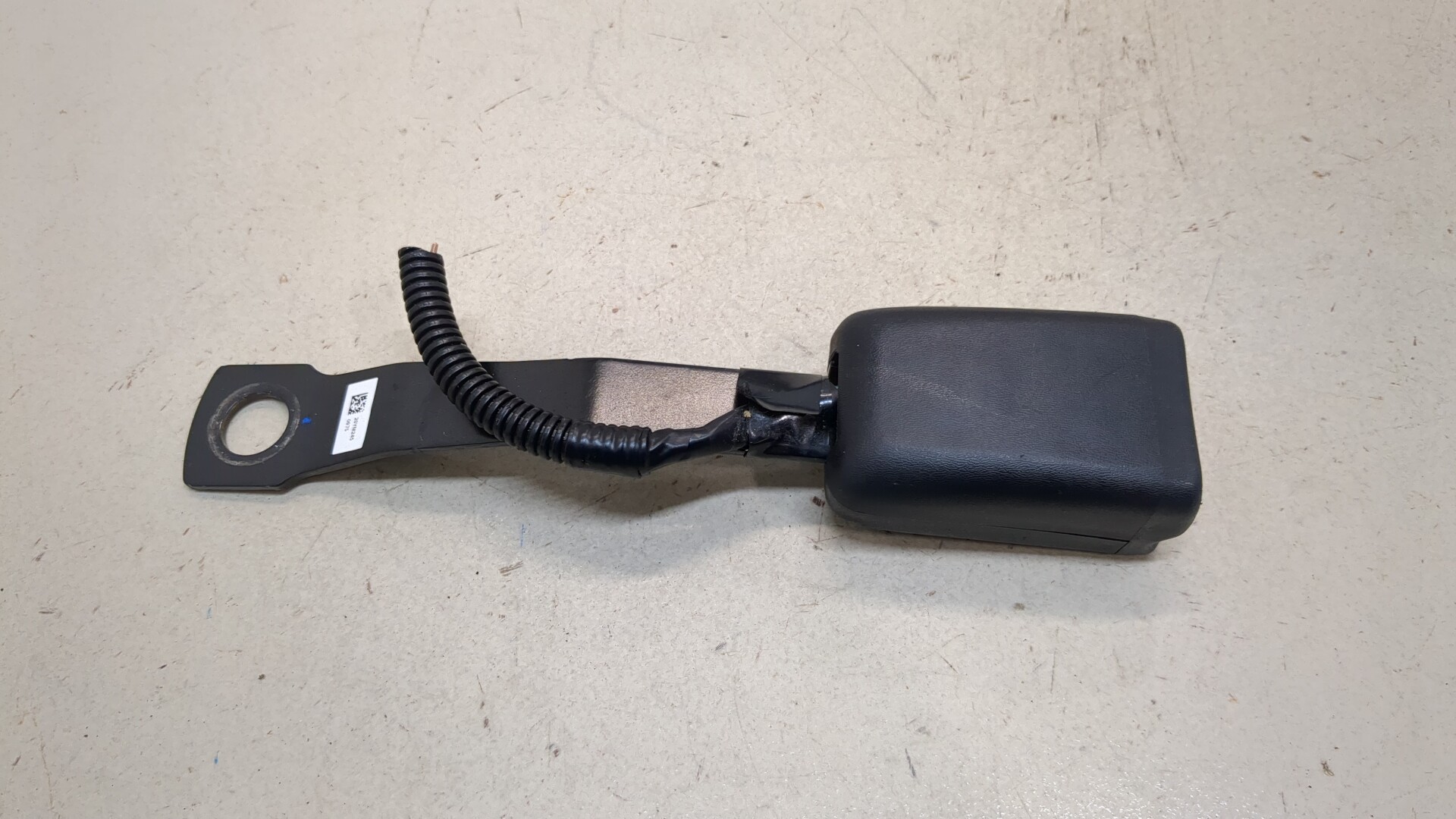 Ответная часть ремня безопасности