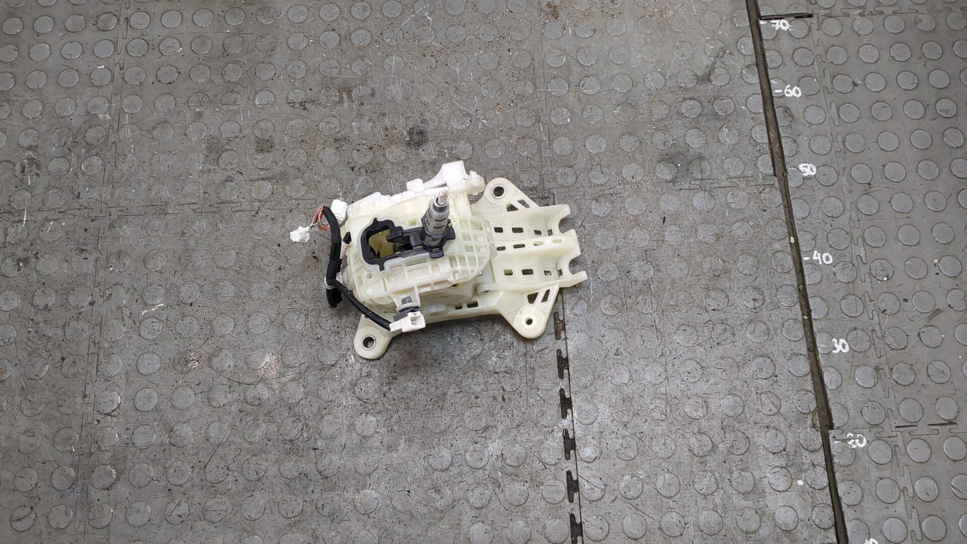 Кулиса МКПП / АКПП