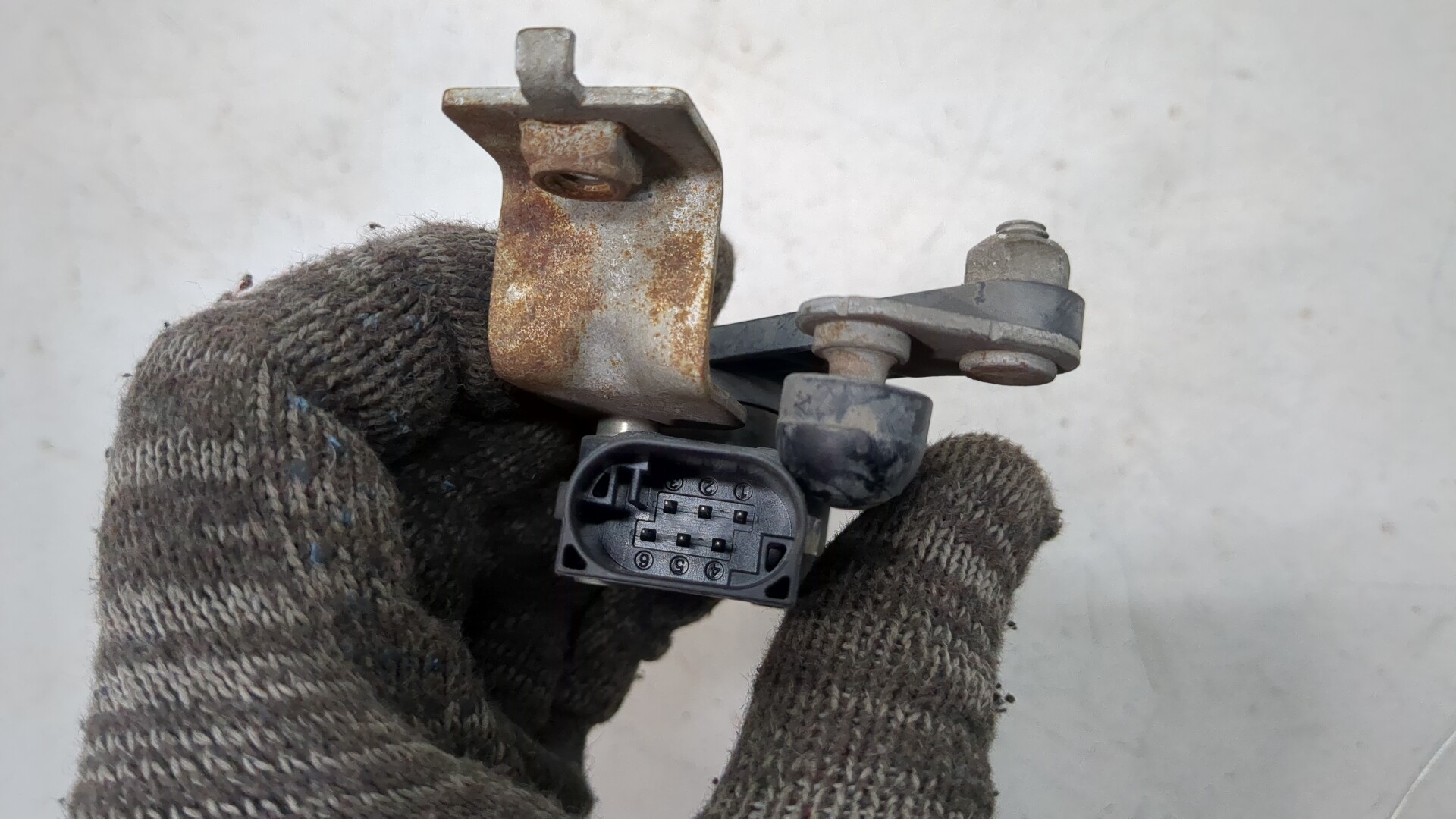 Датчик регулировки дорож. просвета