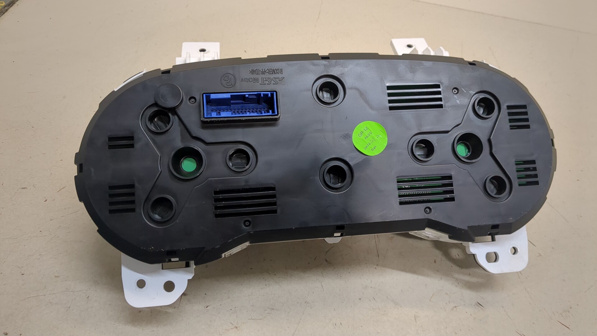 Панель приборов