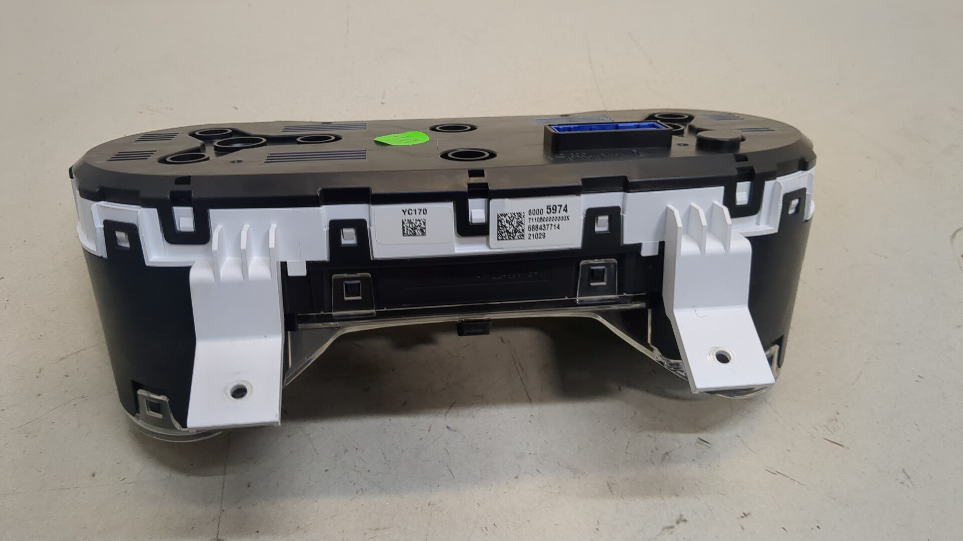 Панель приборов