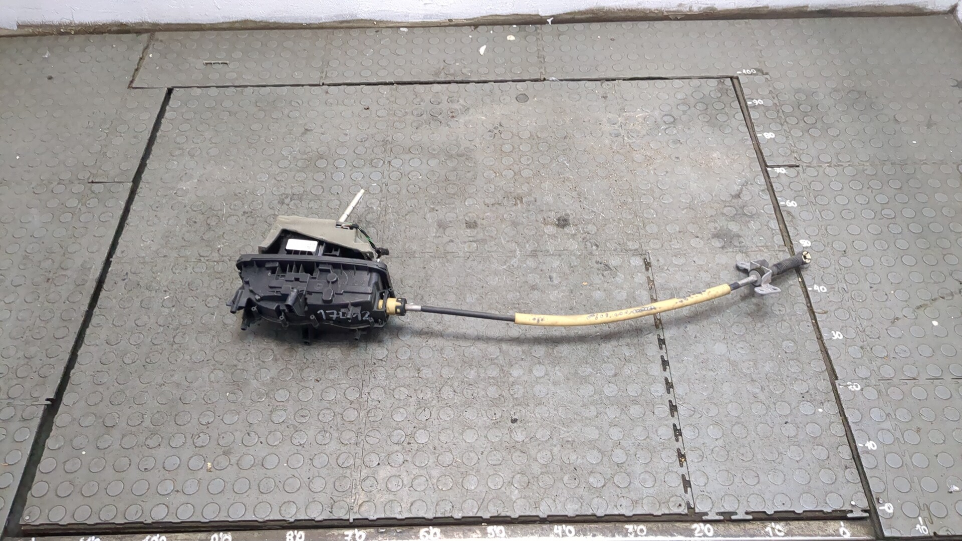 Кулиса МКПП / АКПП