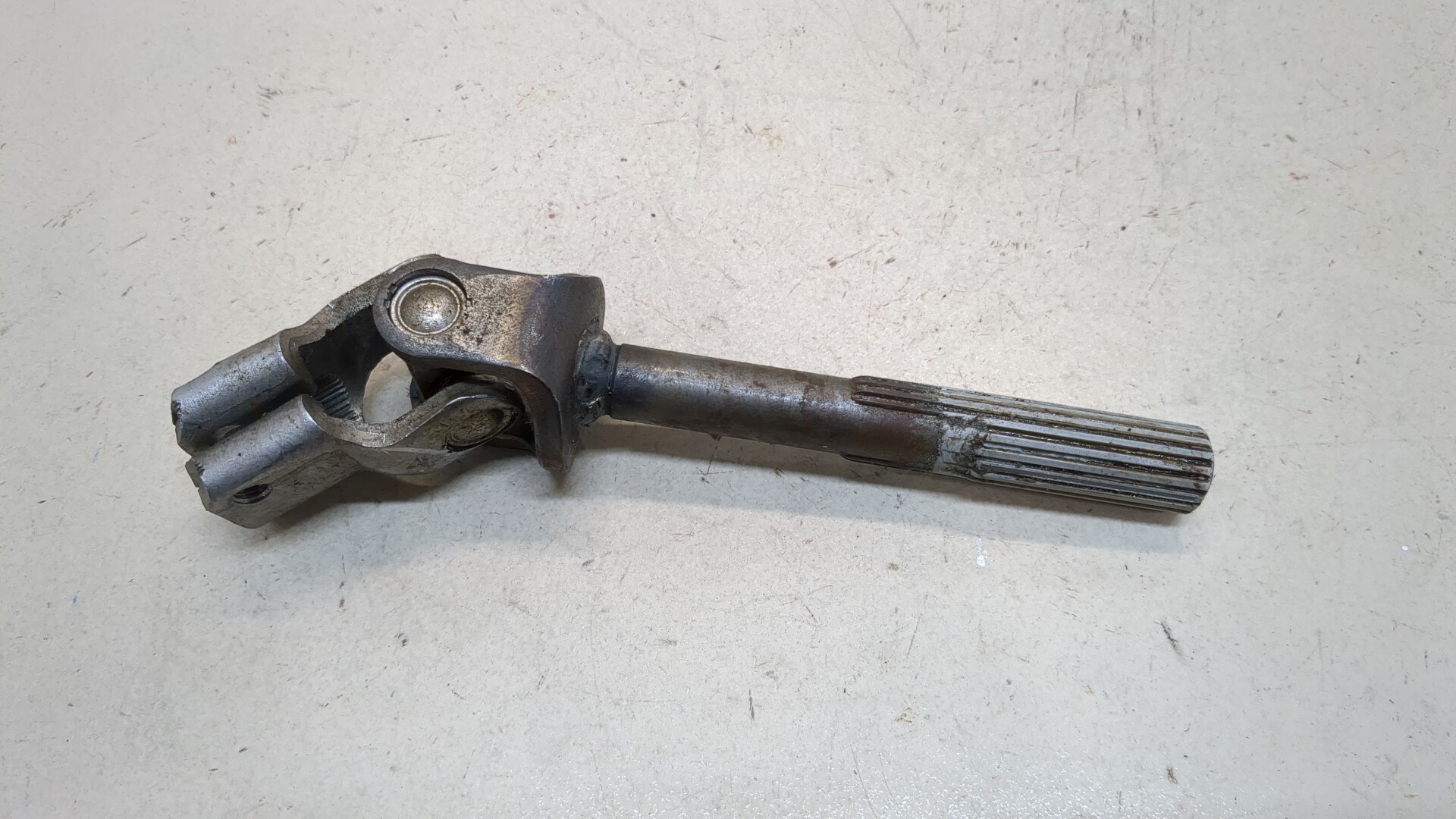 Кардан рулевой