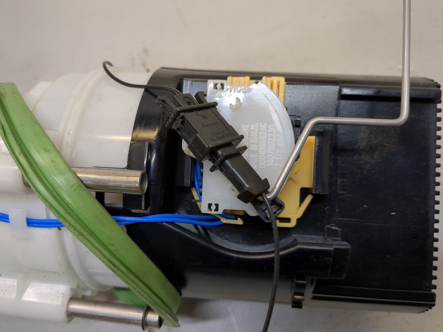 Насос топливный электрический