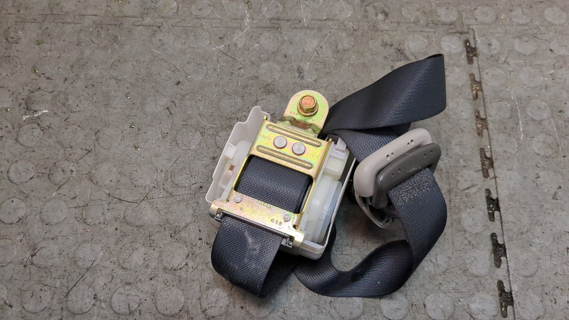 Ремень безопасности