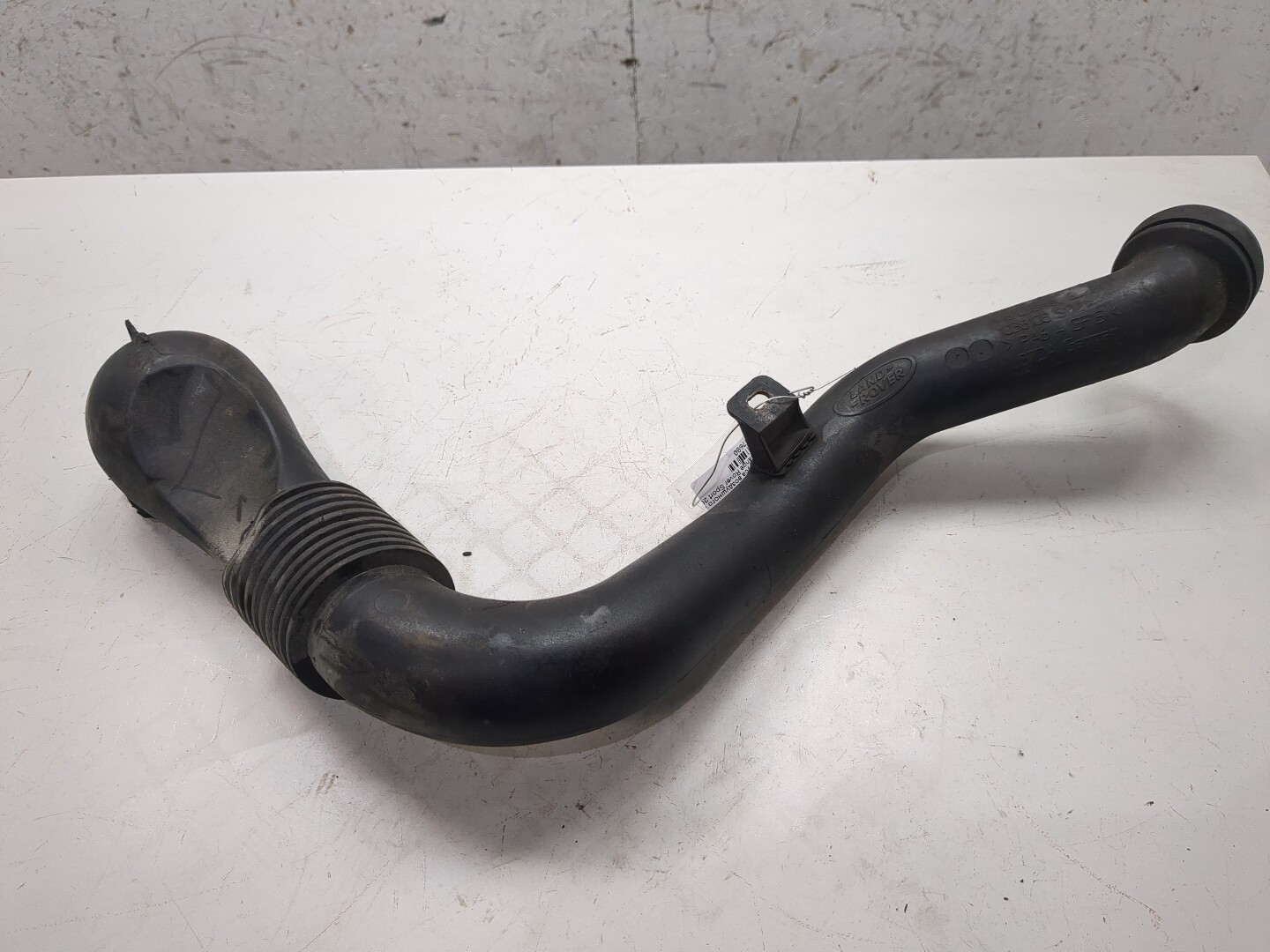 Патрубок воздушного фильтра