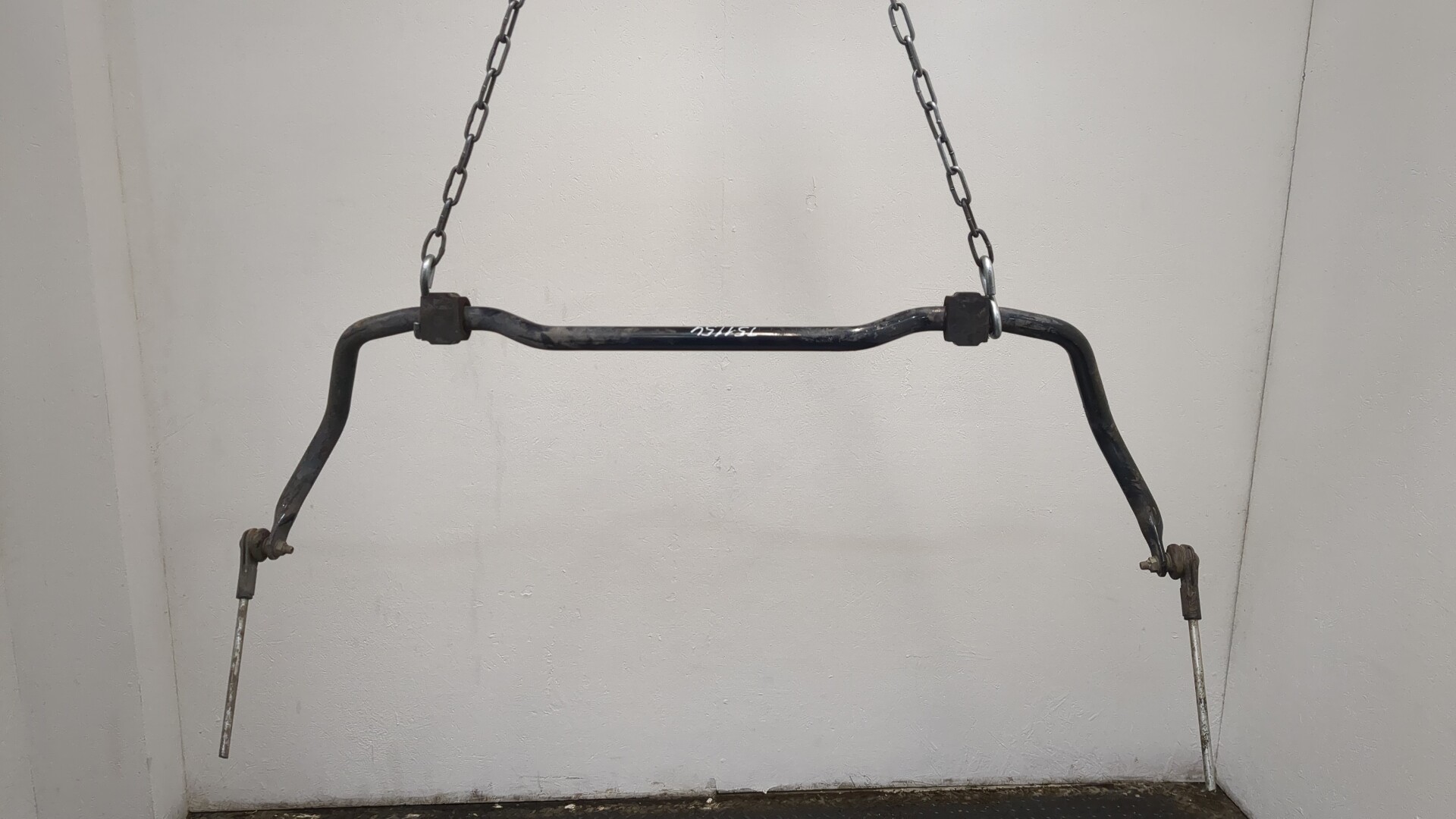 Стабилизатор передний