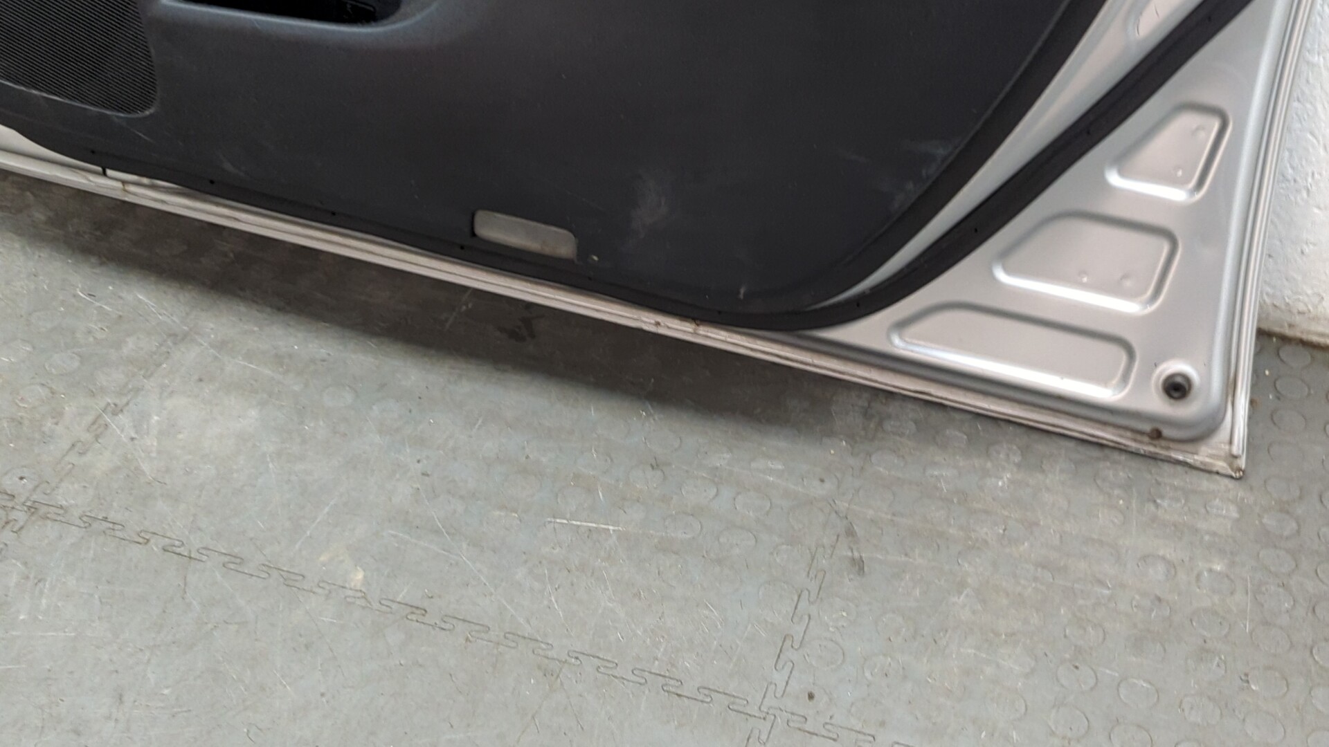 Дверь передняя правая