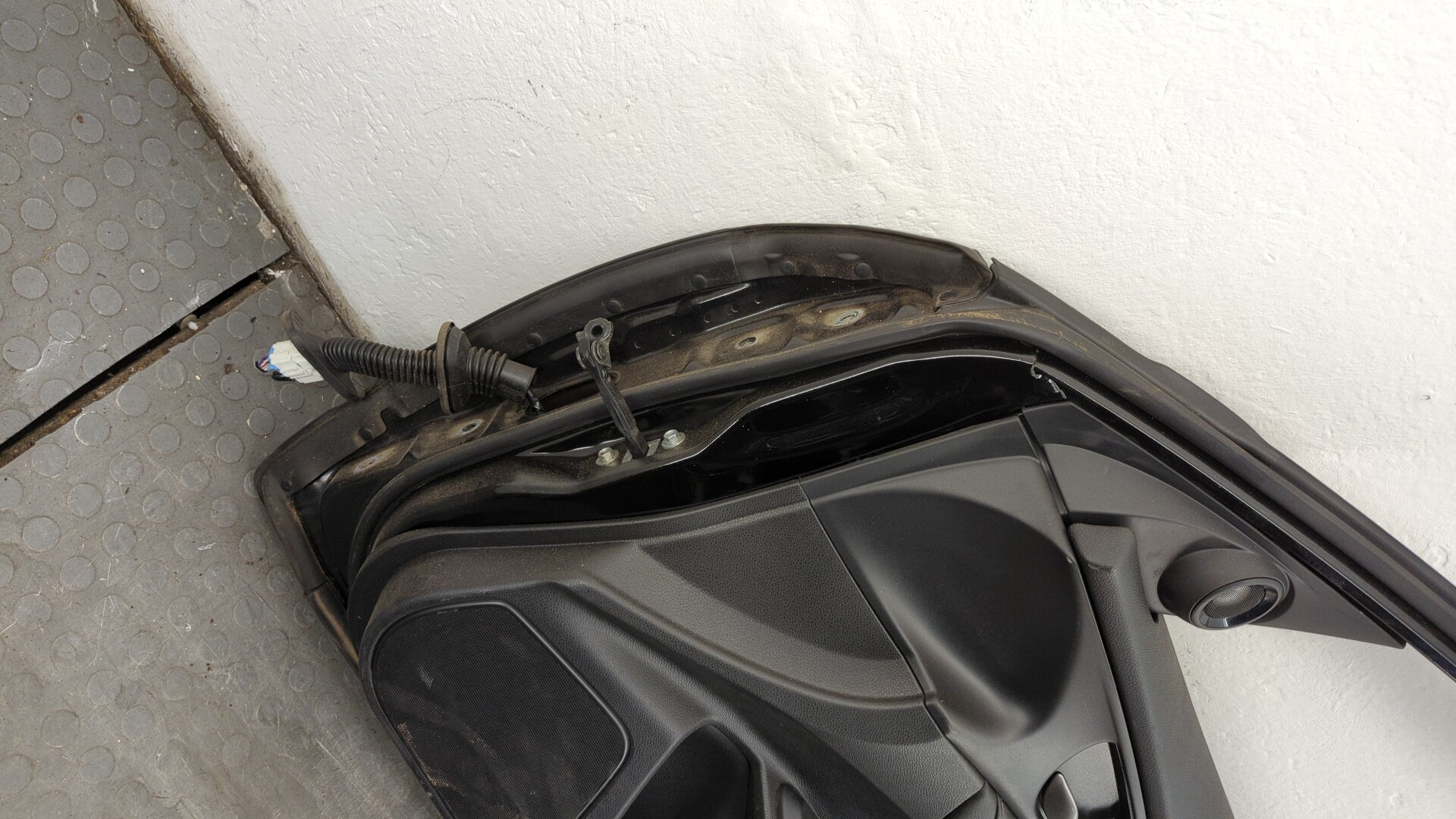 Дверь передняя правая