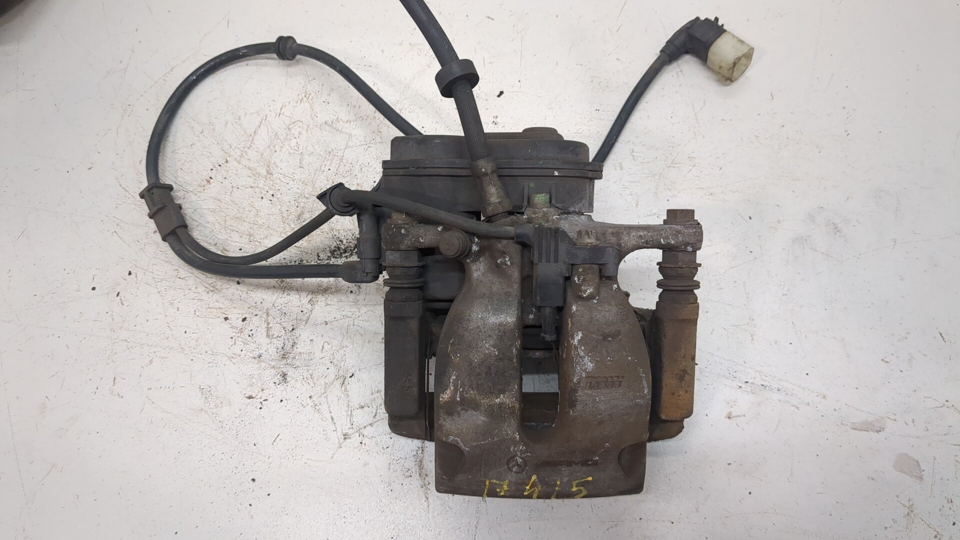 Суппорт задний правый