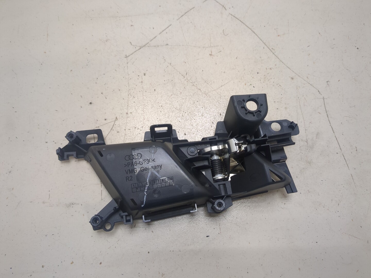 Ручка двери задней внутренняя правая