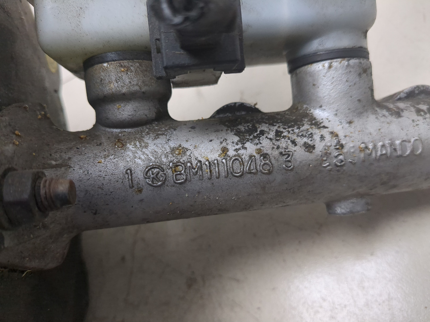 Цилиндр тормозной главный