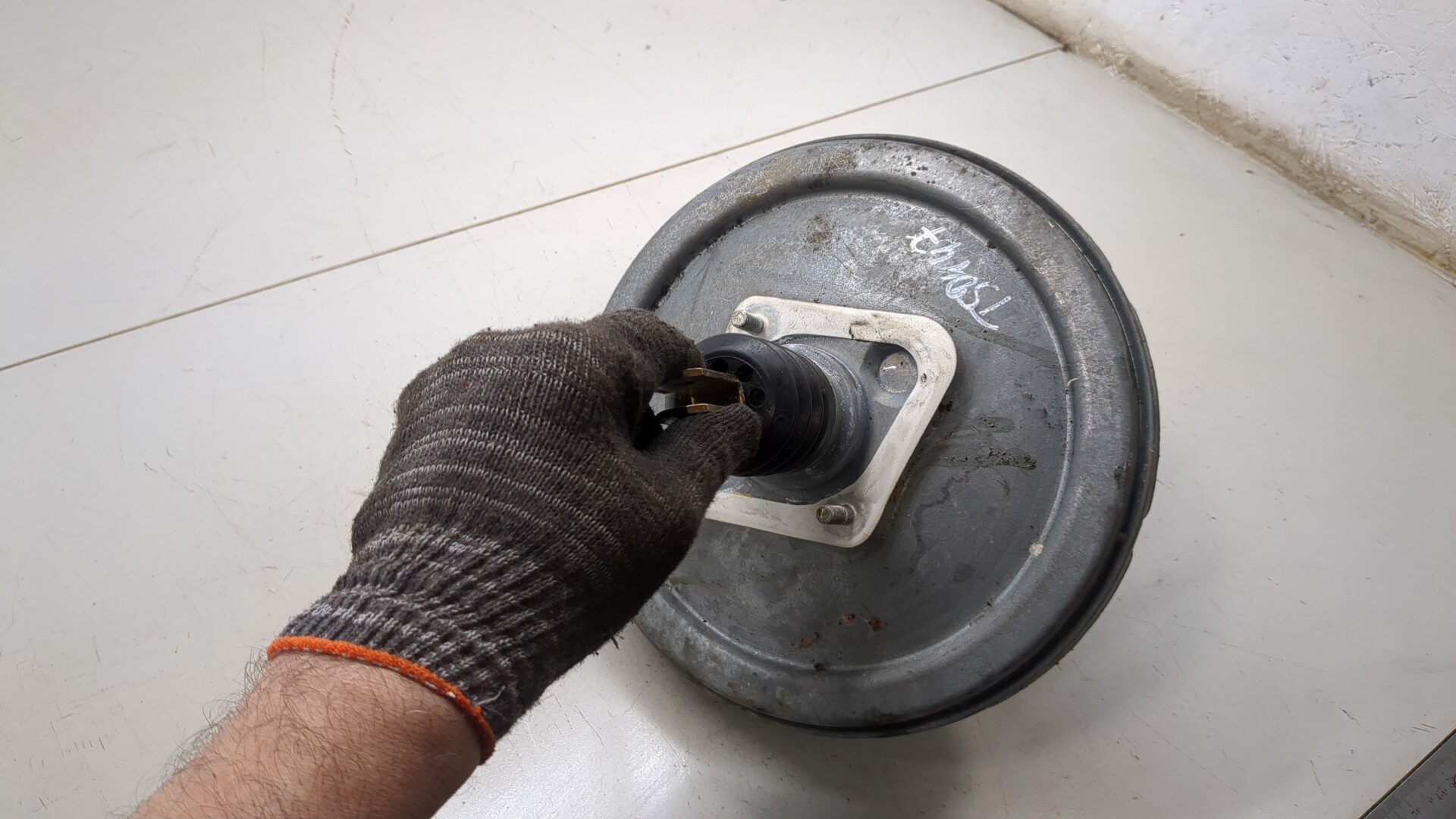 Цилиндр тормозной главный