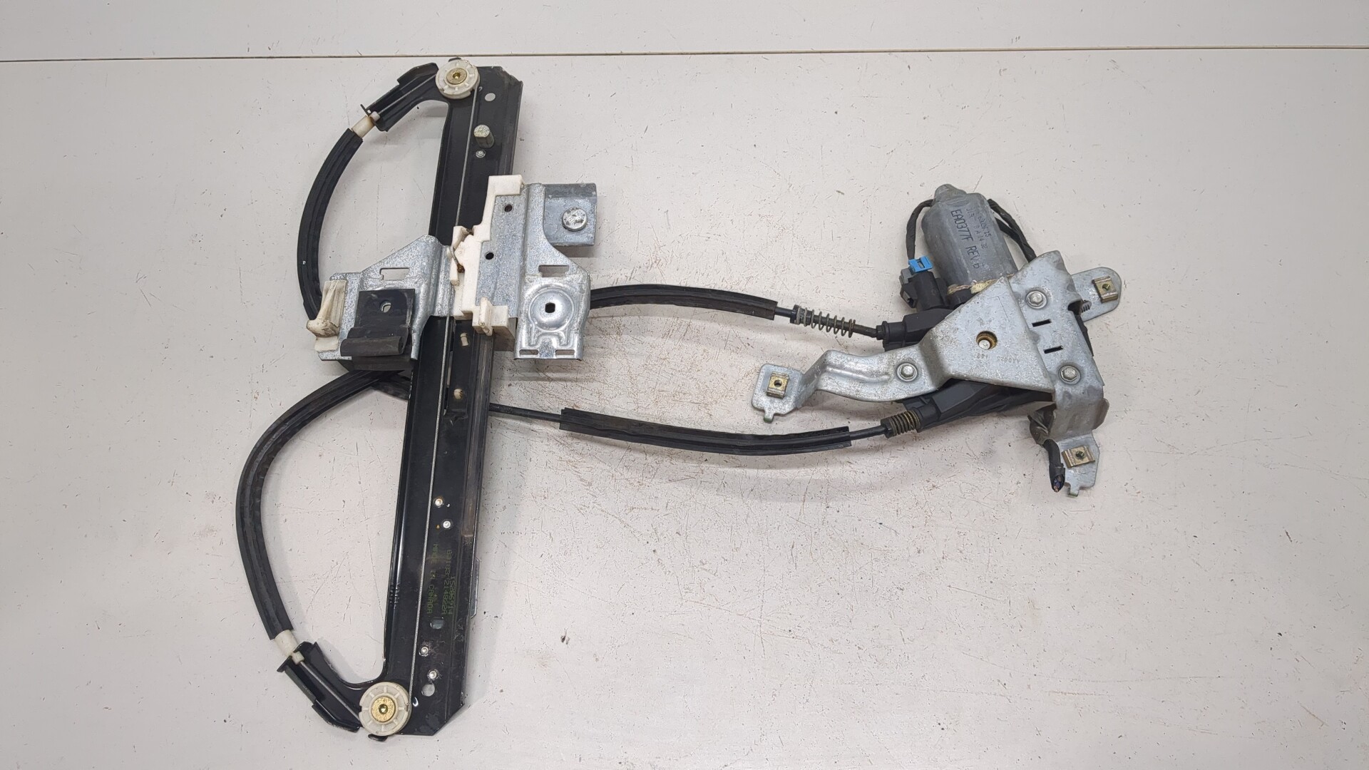 Стеклоподъемник электр. задний левый